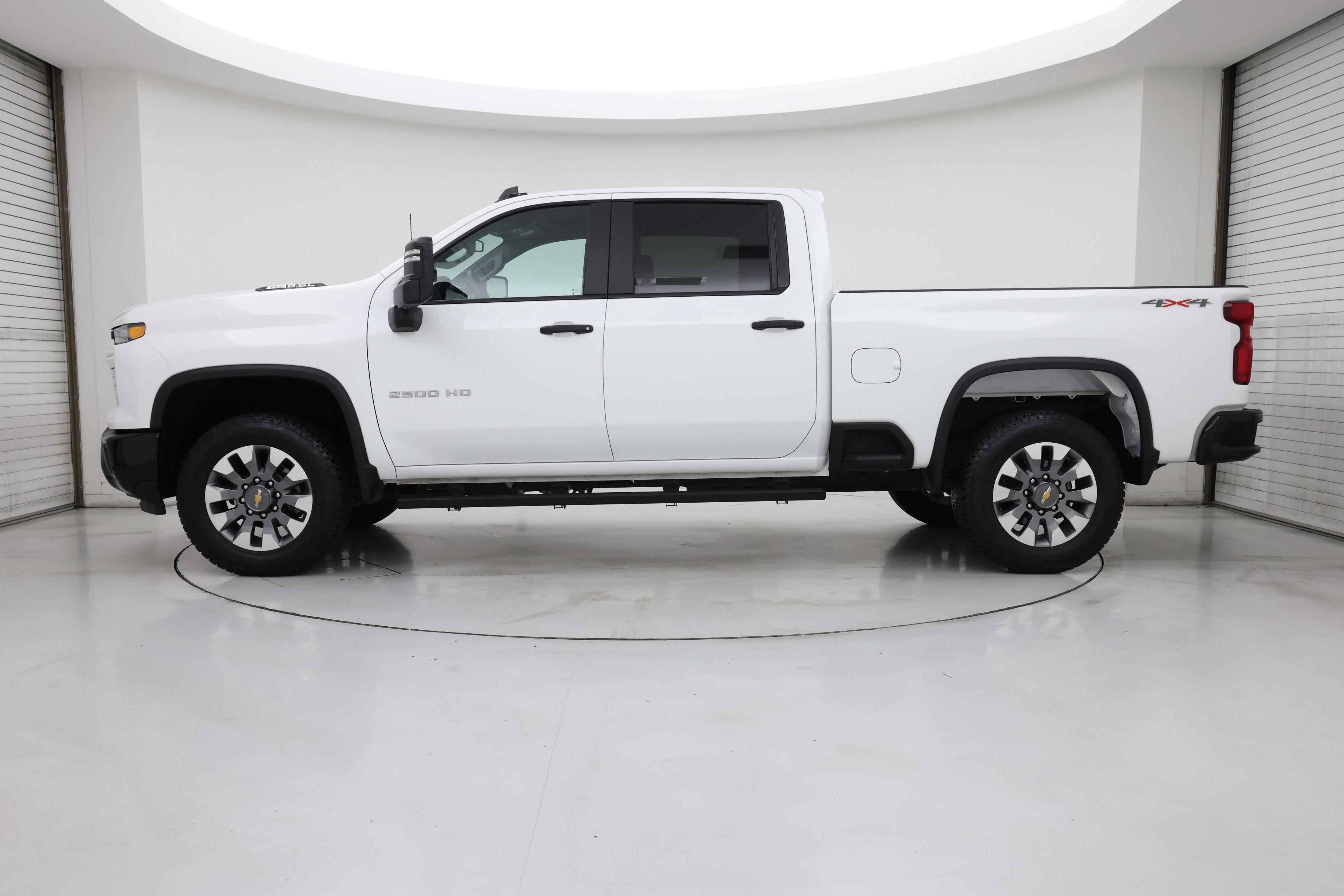 Thumbnail: 2025 Chevrolet Silverado 2500 - 3