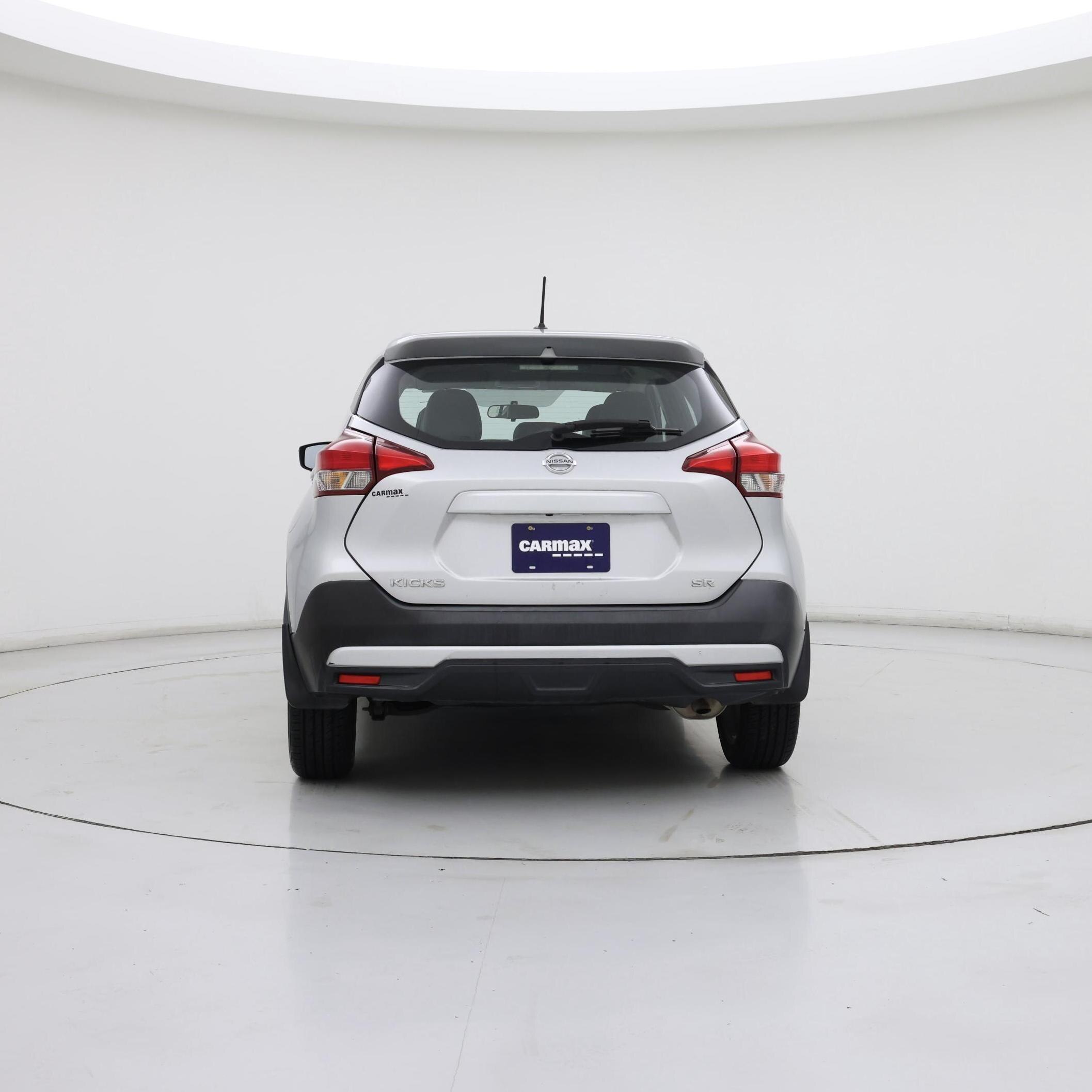 Thumbnail: 2019 Nissan Kicks - 6