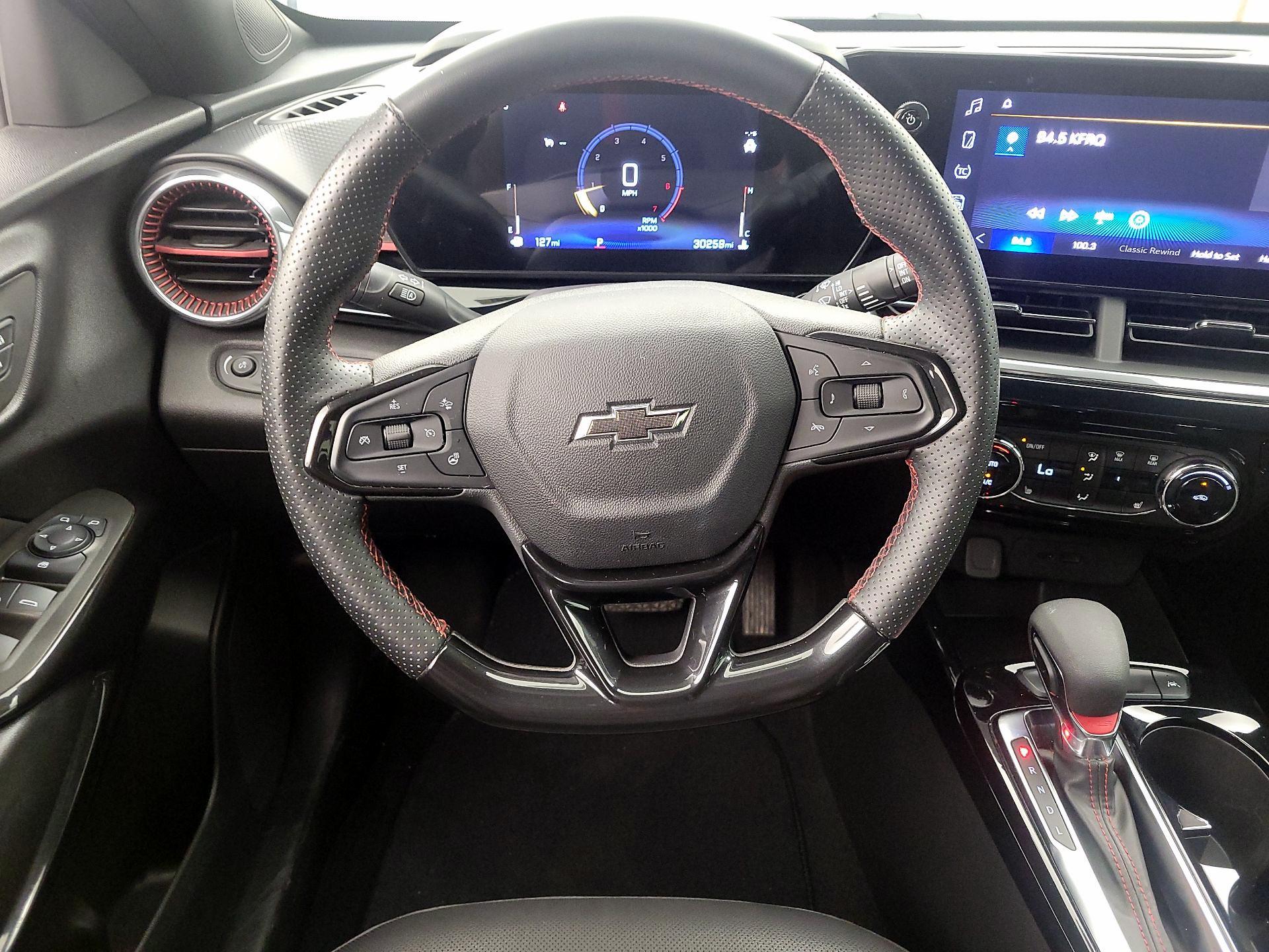 Thumbnail: 2024 Chevrolet Trax - 10