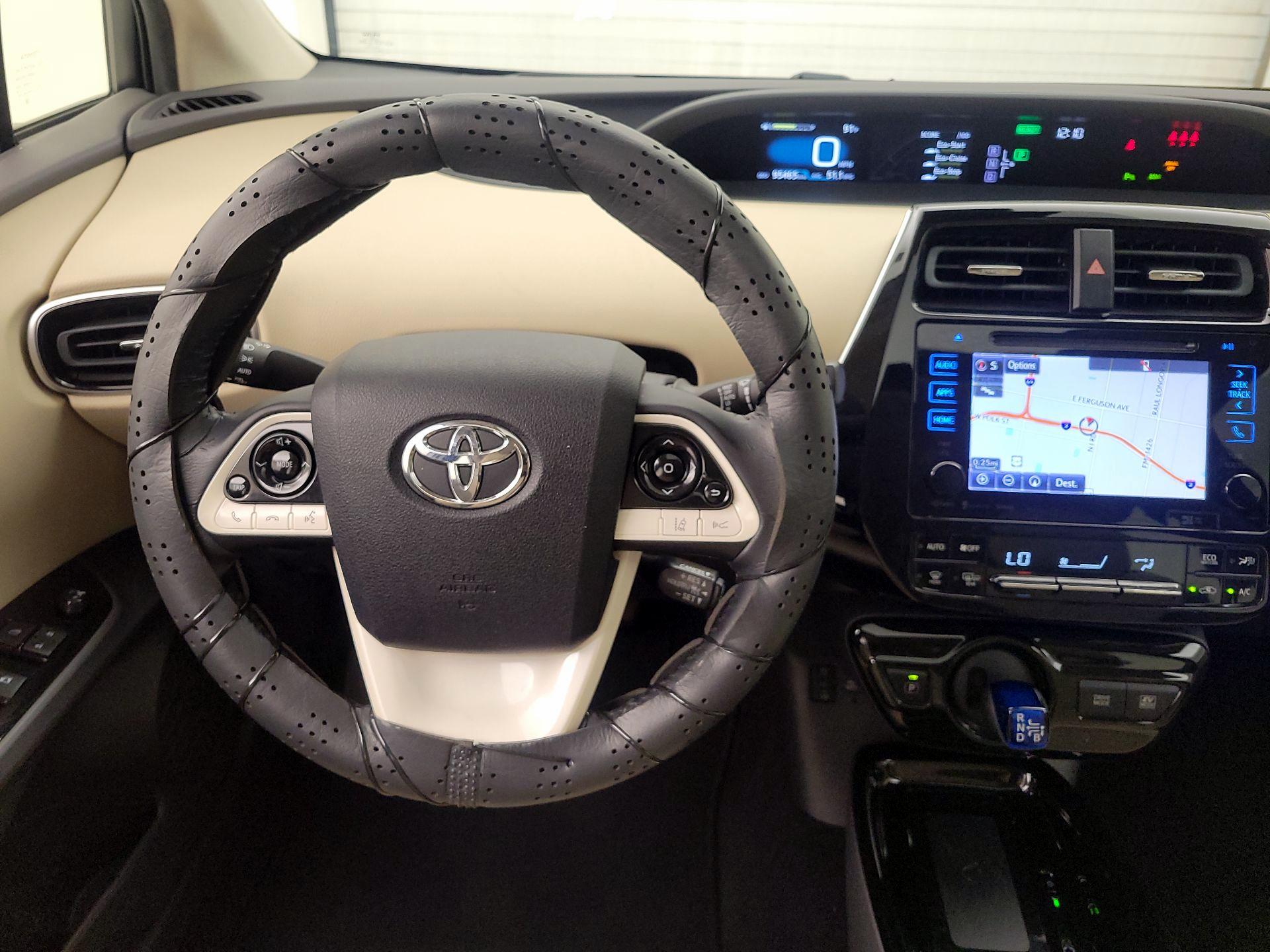 Thumbnail: 2017 Toyota Prius - 10