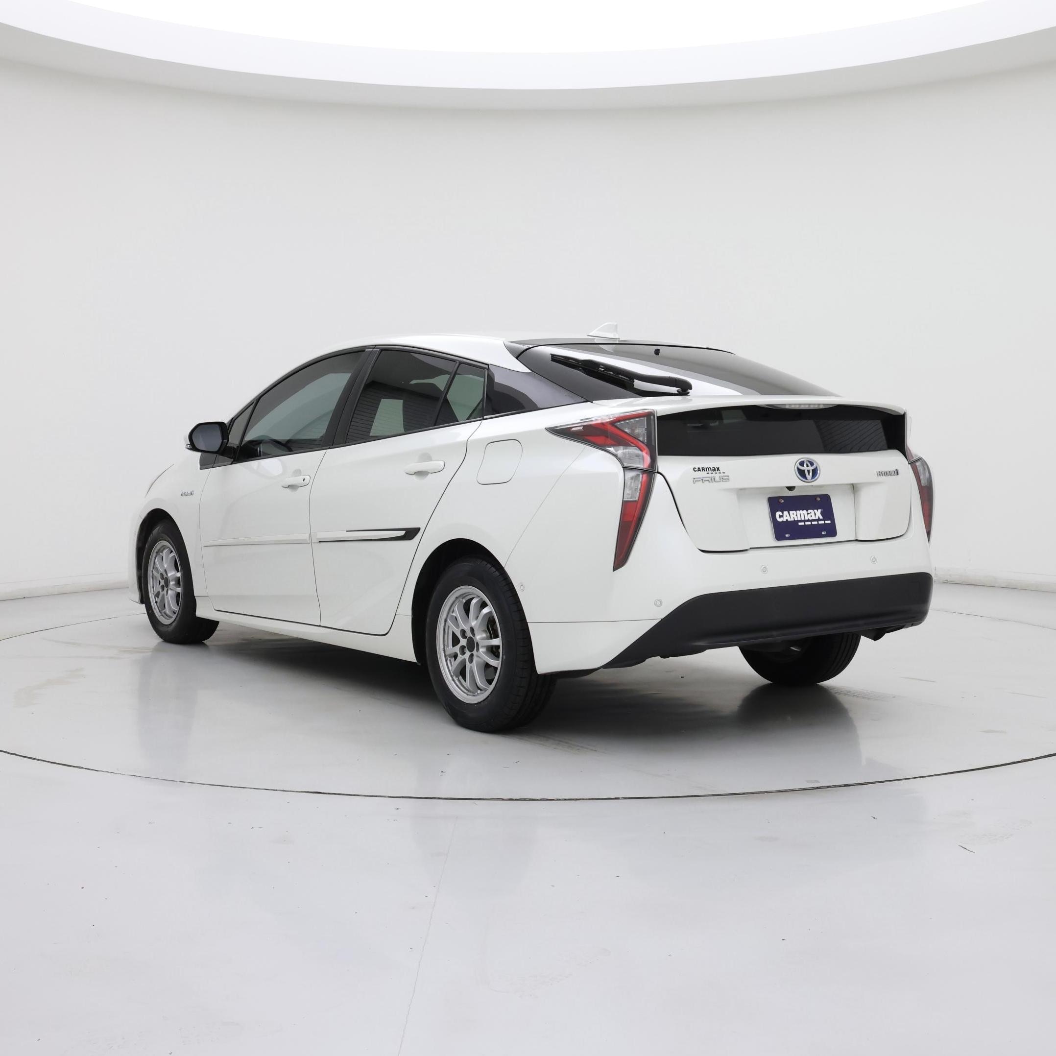 Thumbnail: 2017 Toyota Prius - 2