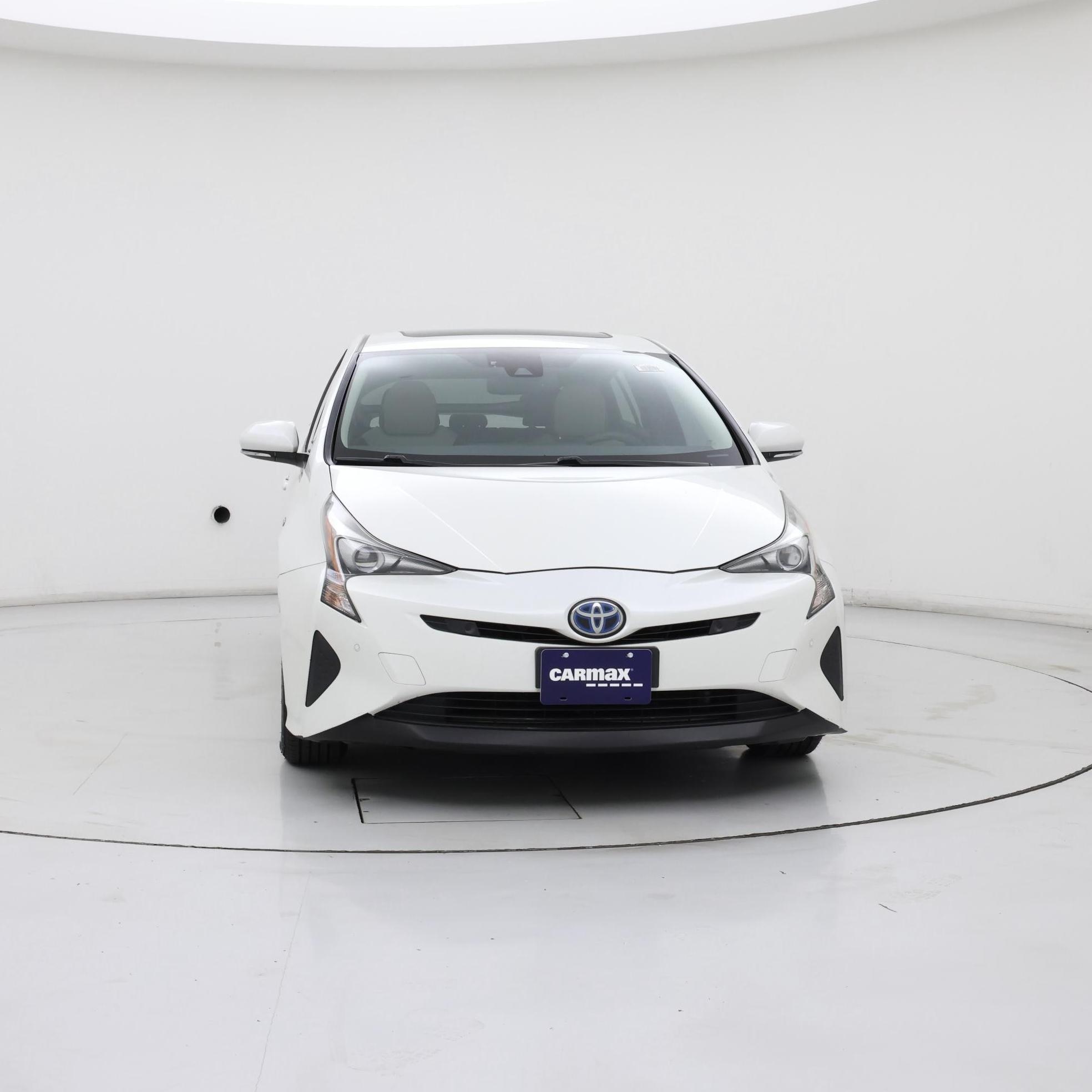 Thumbnail: 2017 Toyota Prius - 5