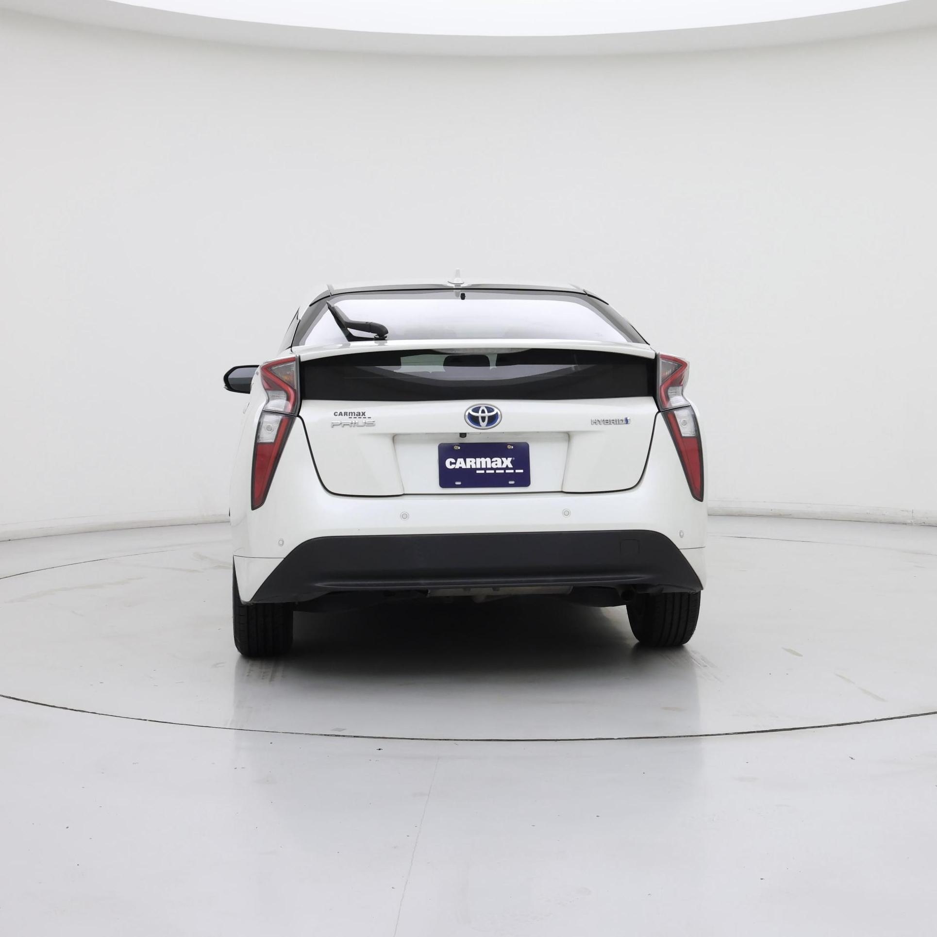 Thumbnail: 2017 Toyota Prius - 6