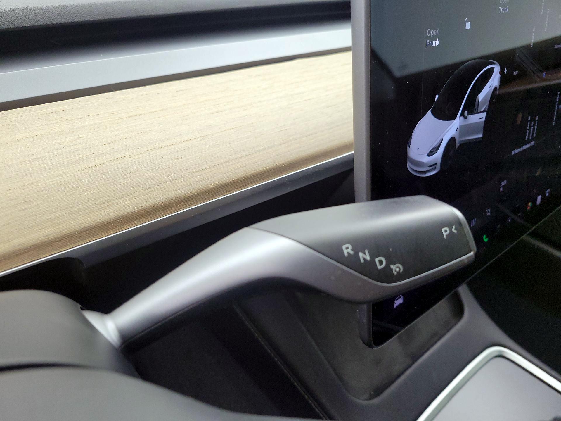 Thumbnail: 2021 Tesla Model 3 - 17
