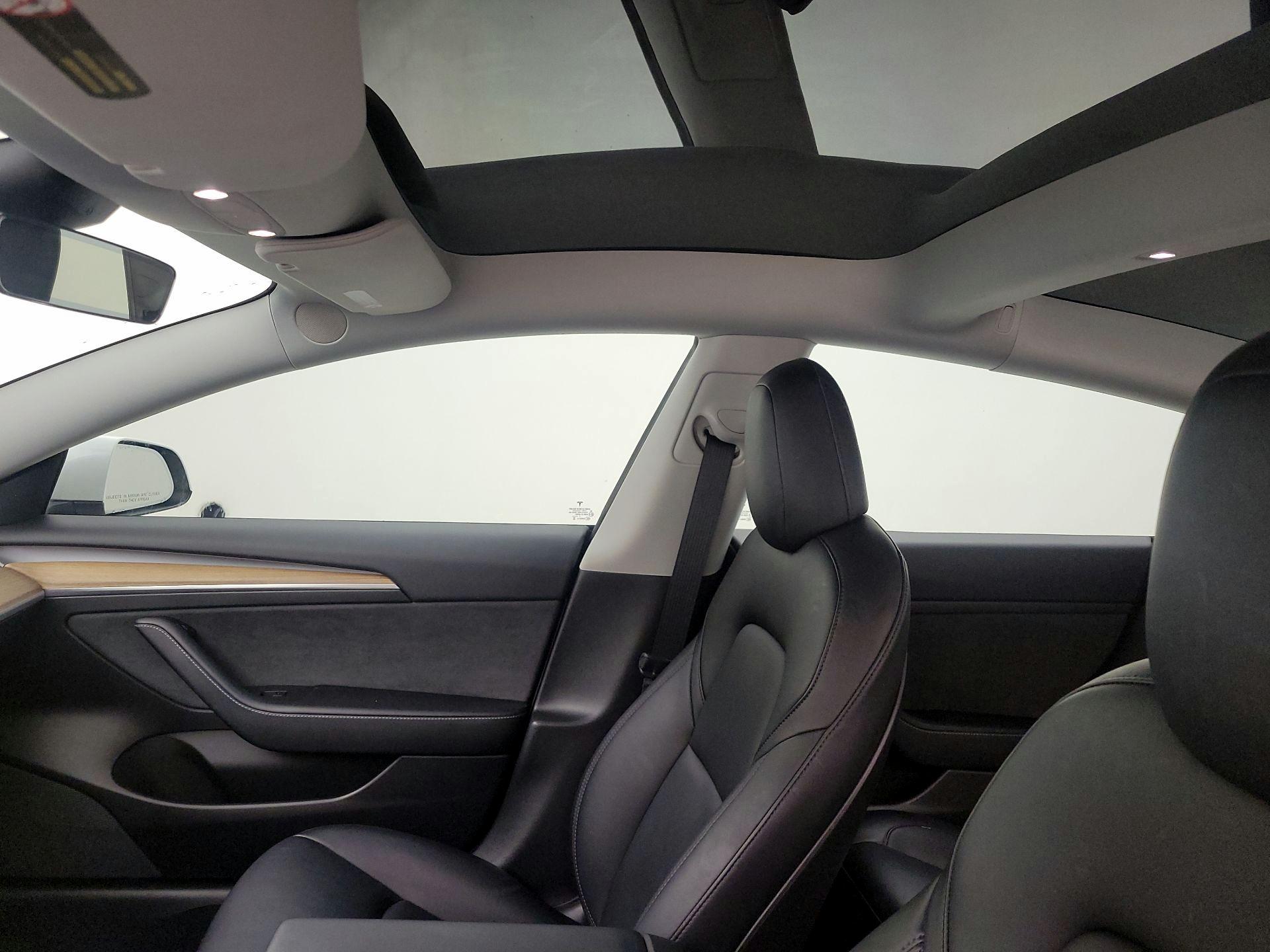 Thumbnail: 2021 Tesla Model 3 - 18