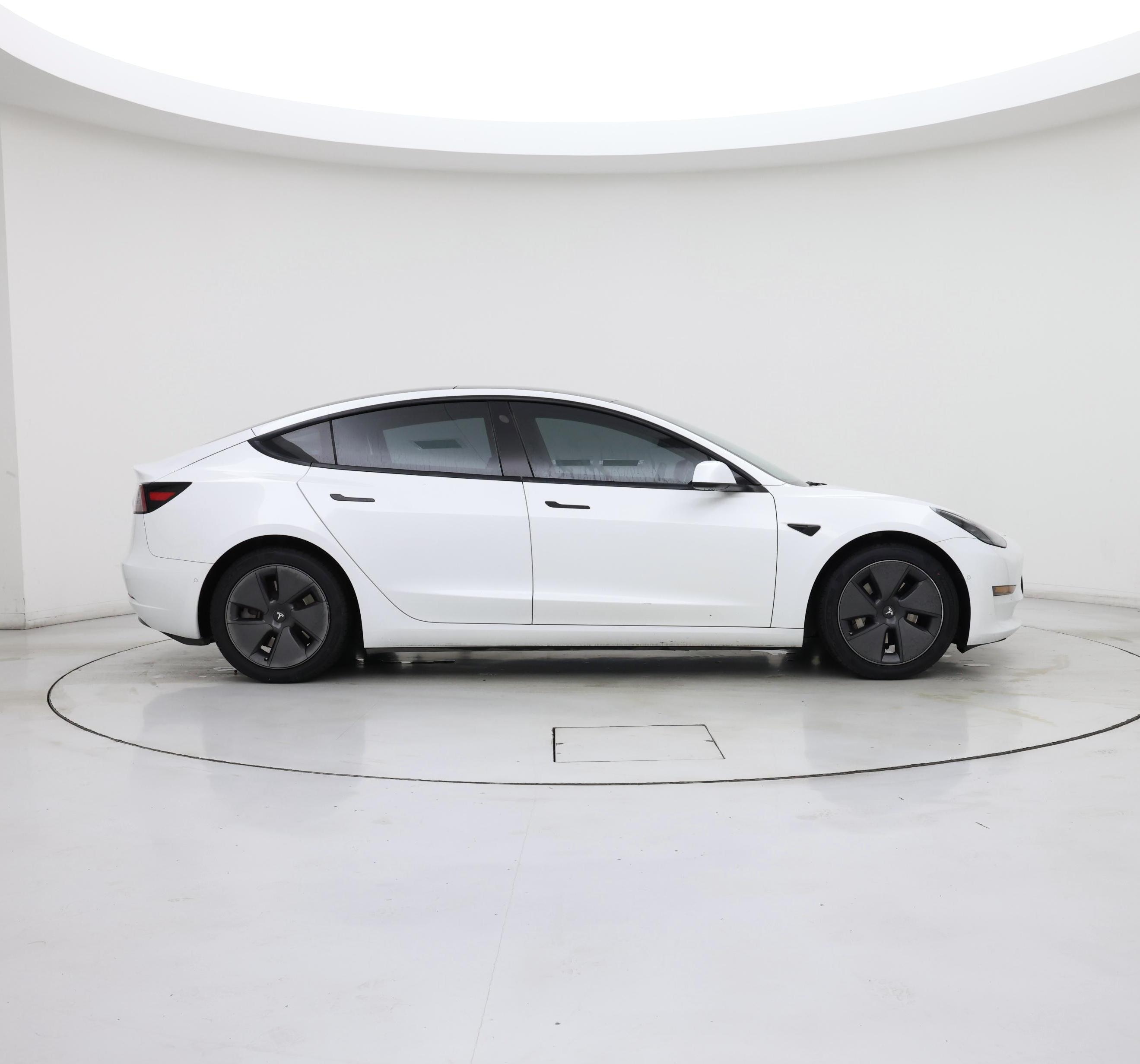 Thumbnail: 2021 Tesla Model 3 - 7