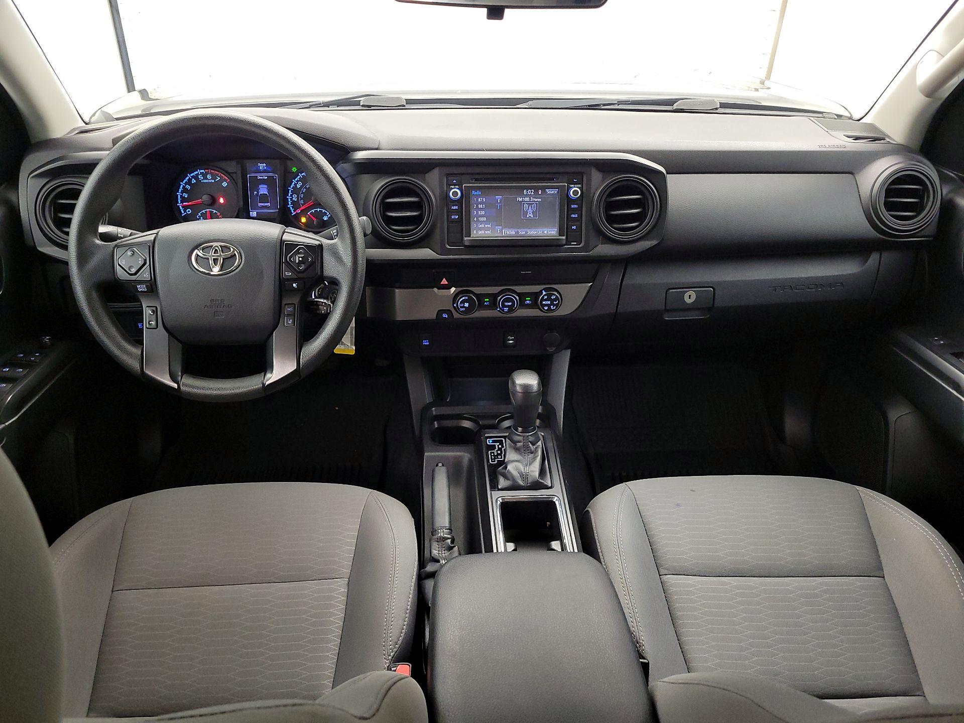 Thumbnail: 2019 Toyota Tacoma - 9