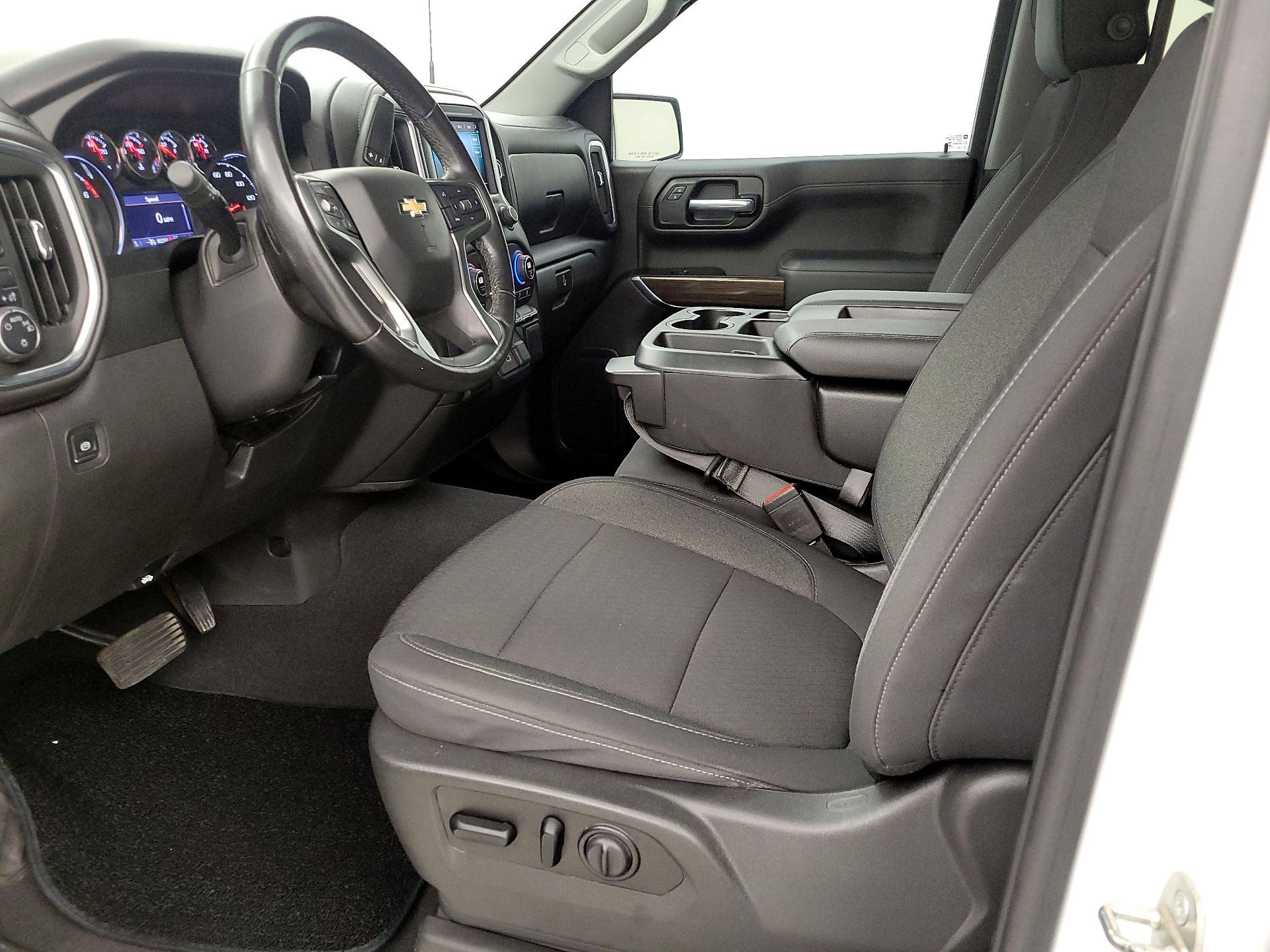 Thumbnail: 2020 Chevrolet Silverado 1500 - 11