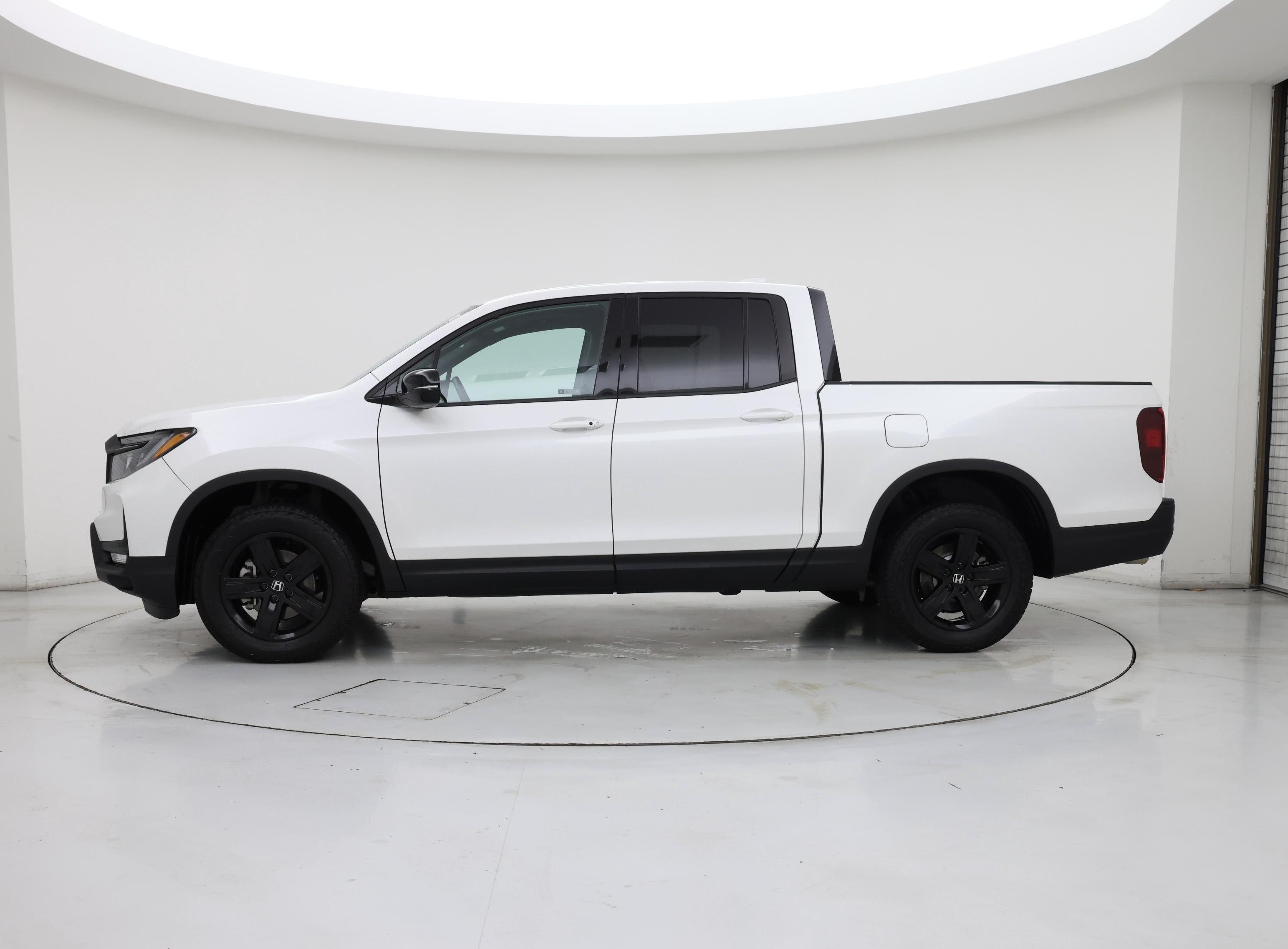 Thumbnail: 2023 Honda Ridgeline - 3