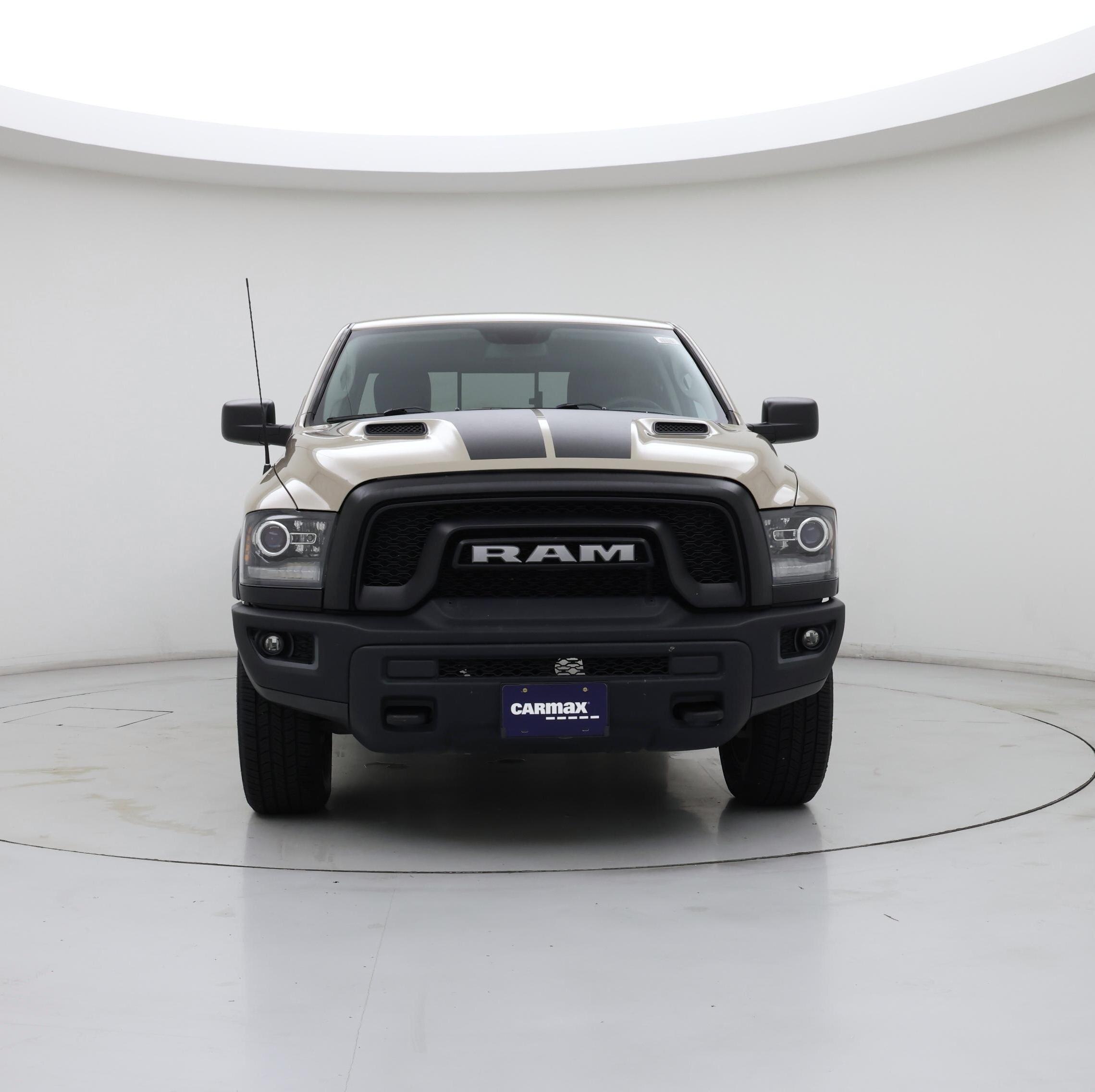 Thumbnail: 2019 RAM 1500 Classic - 5