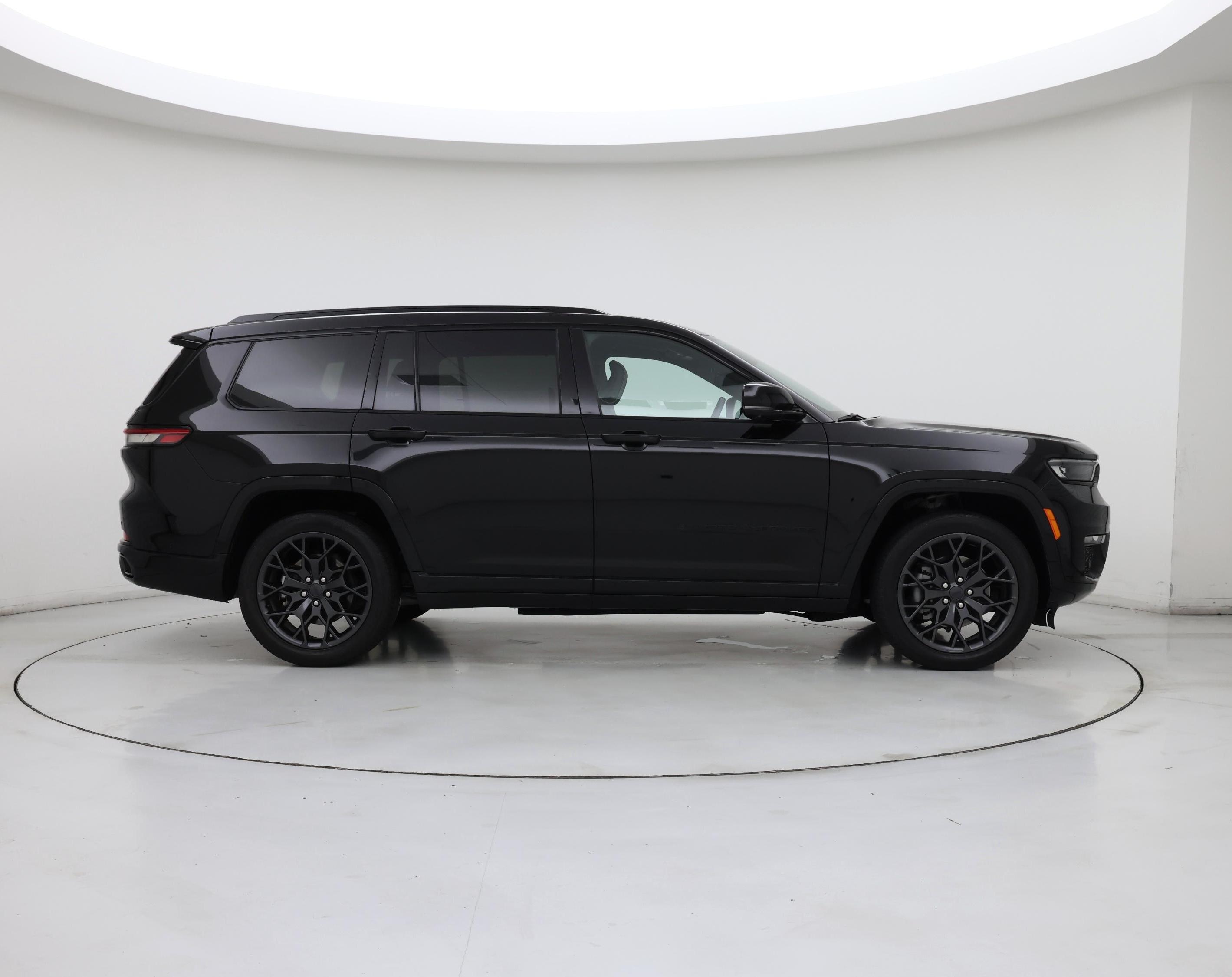 Thumbnail: 2023 Jeep Grand Cherokee L - 7