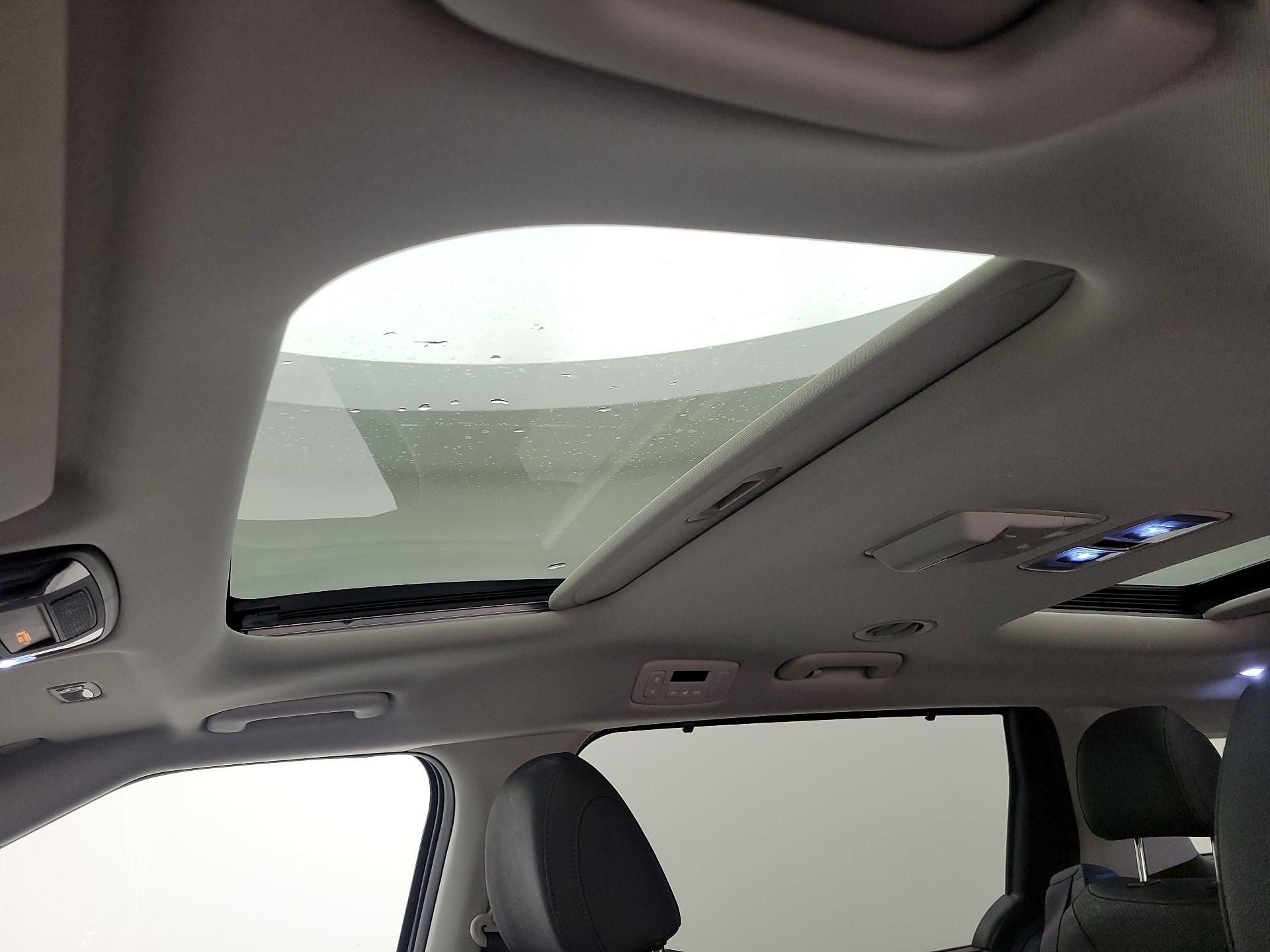 Thumbnail: 2024 Kia Carnival - 20