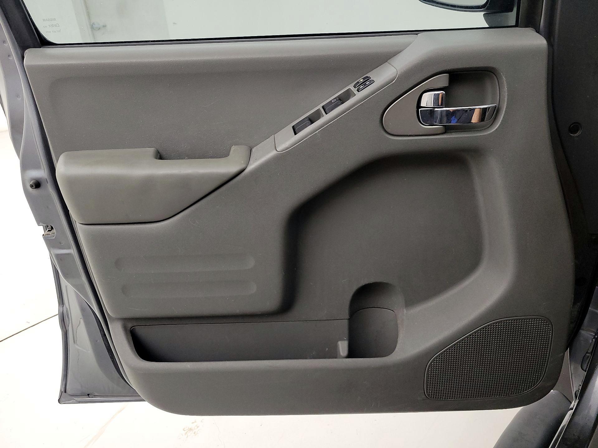 Thumbnail: 2018 Nissan Frontier - 12