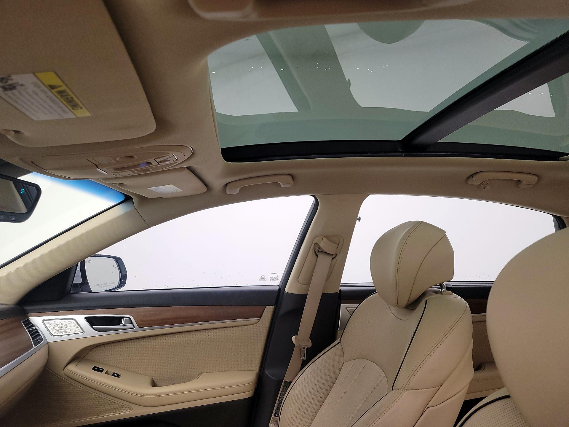 Thumbnail: 2018 Genesis G80 - 20