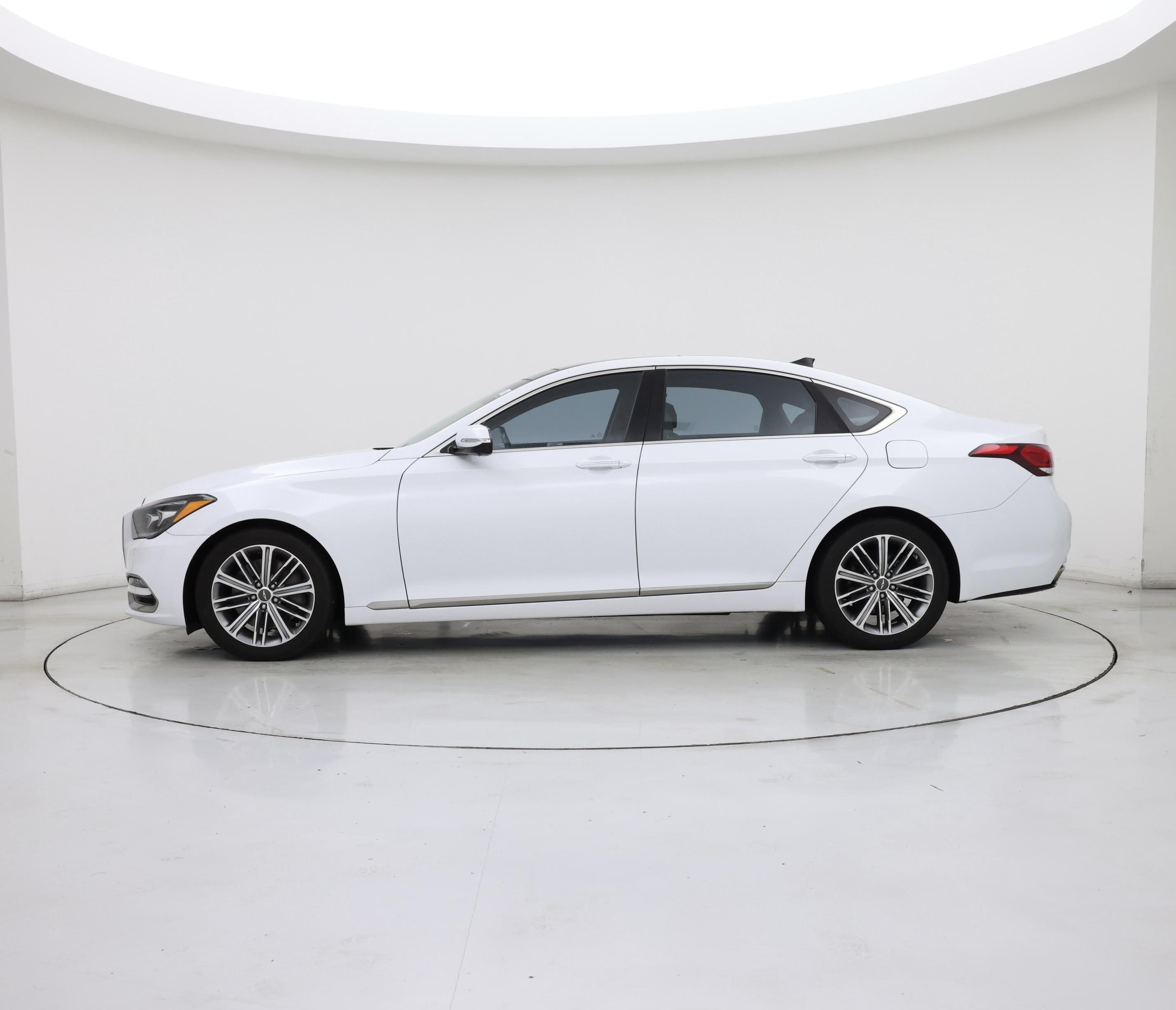 Thumbnail: 2018 Genesis G80 - 3