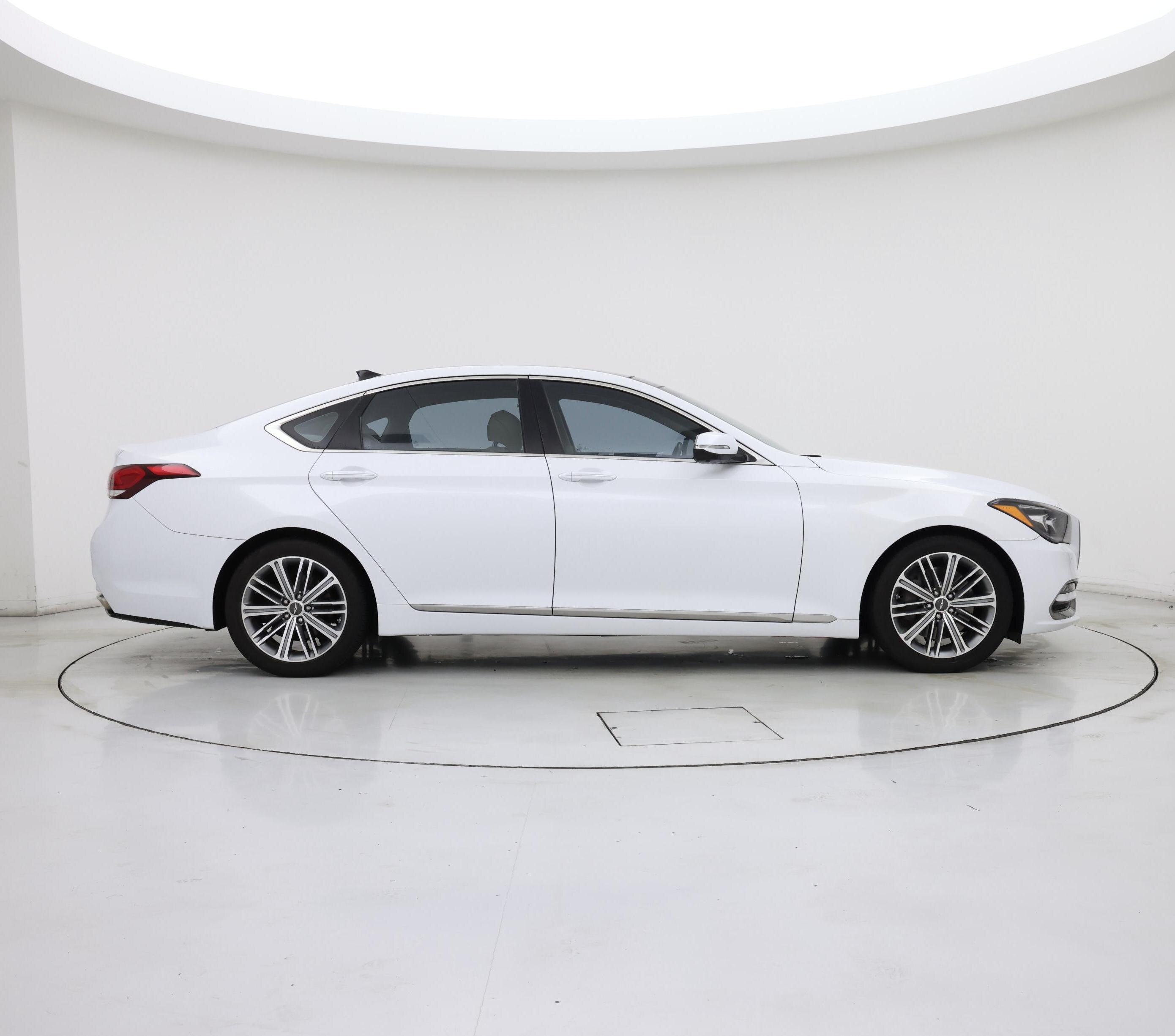 Thumbnail: 2018 Genesis G80 - 7