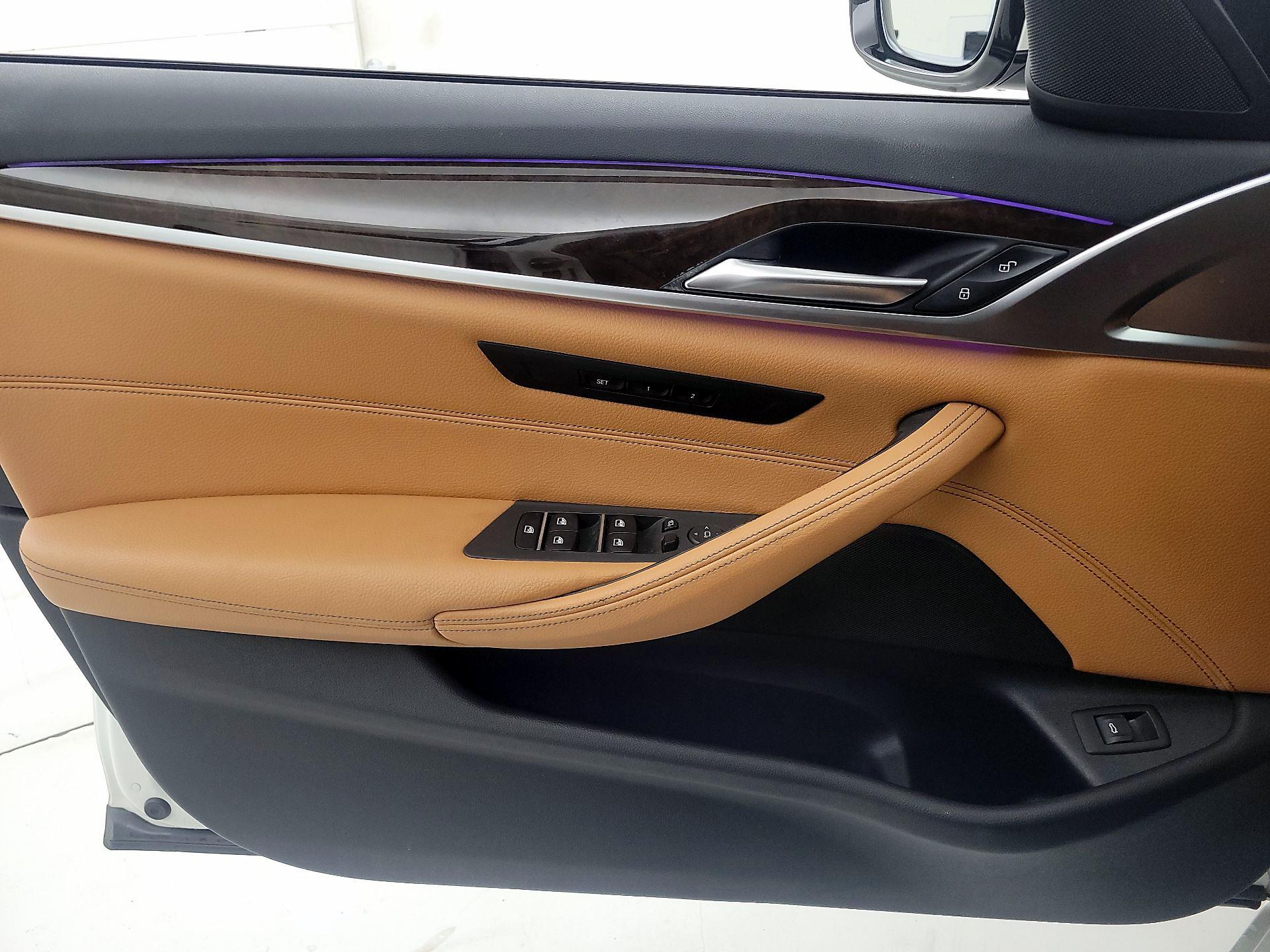 Thumbnail: 2019 BMW 5 Series - 12