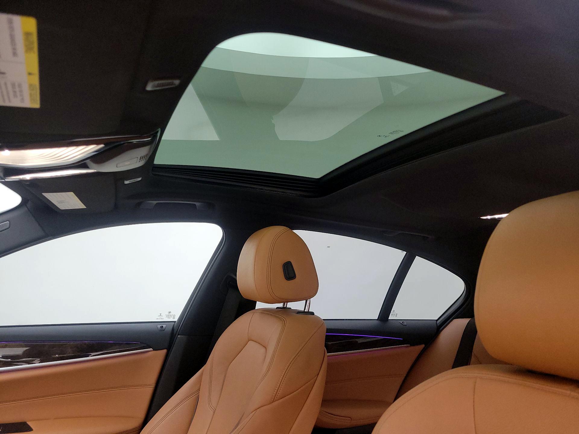 Thumbnail: 2019 BMW 5 Series - 20