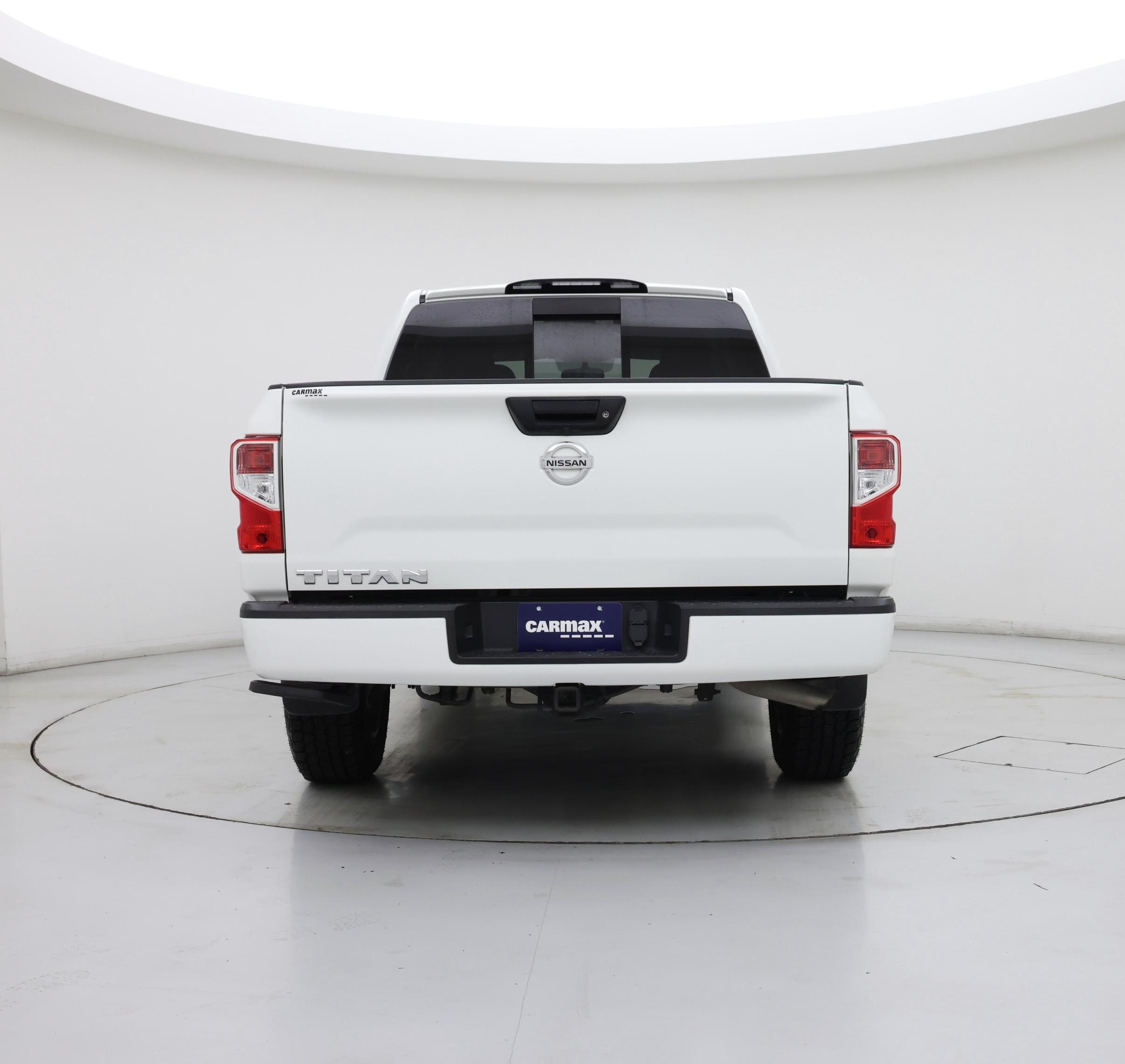 Thumbnail: 2019 Nissan Titan - 6