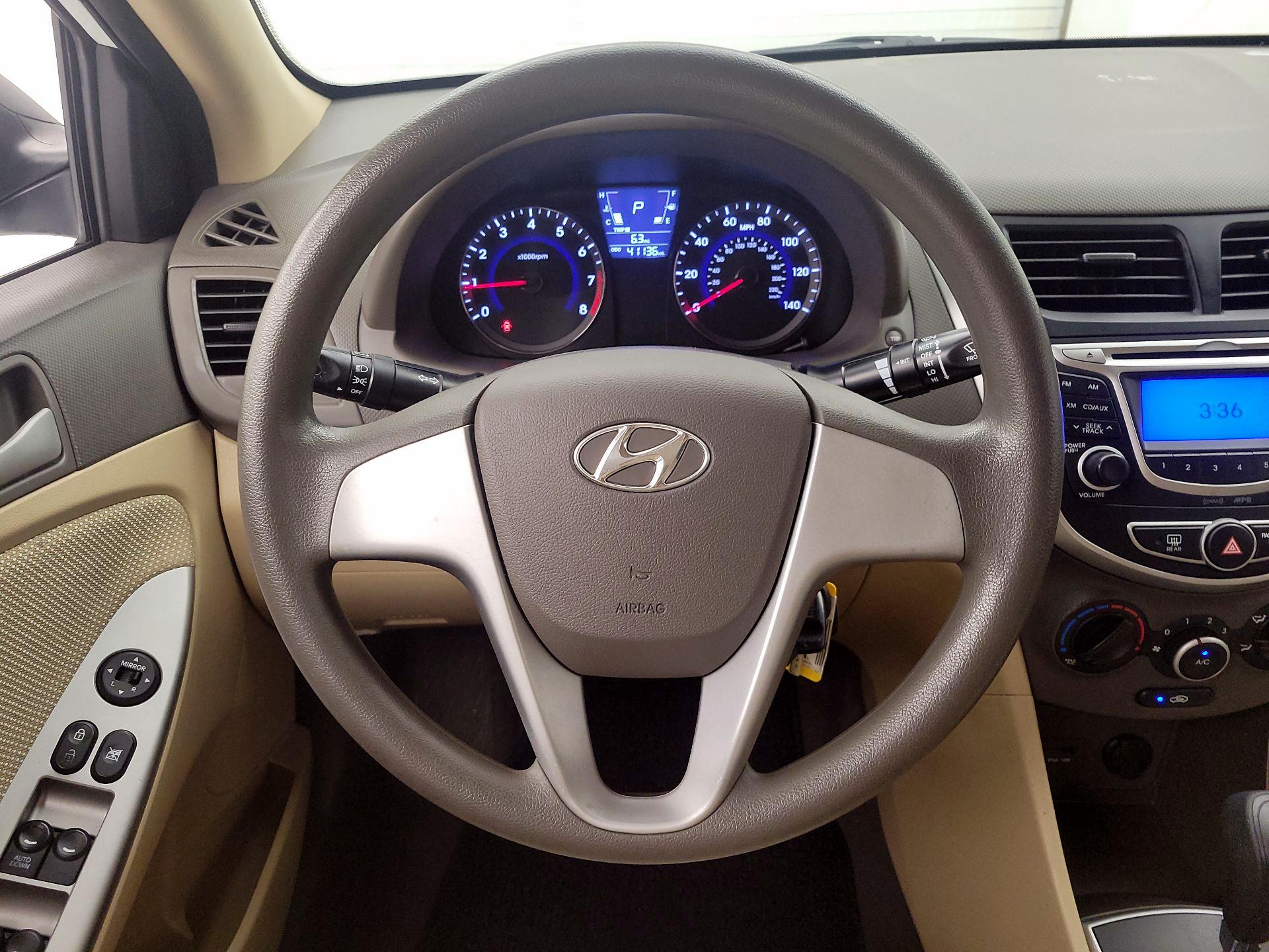 Thumbnail: 2013 Hyundai Accent - 10
