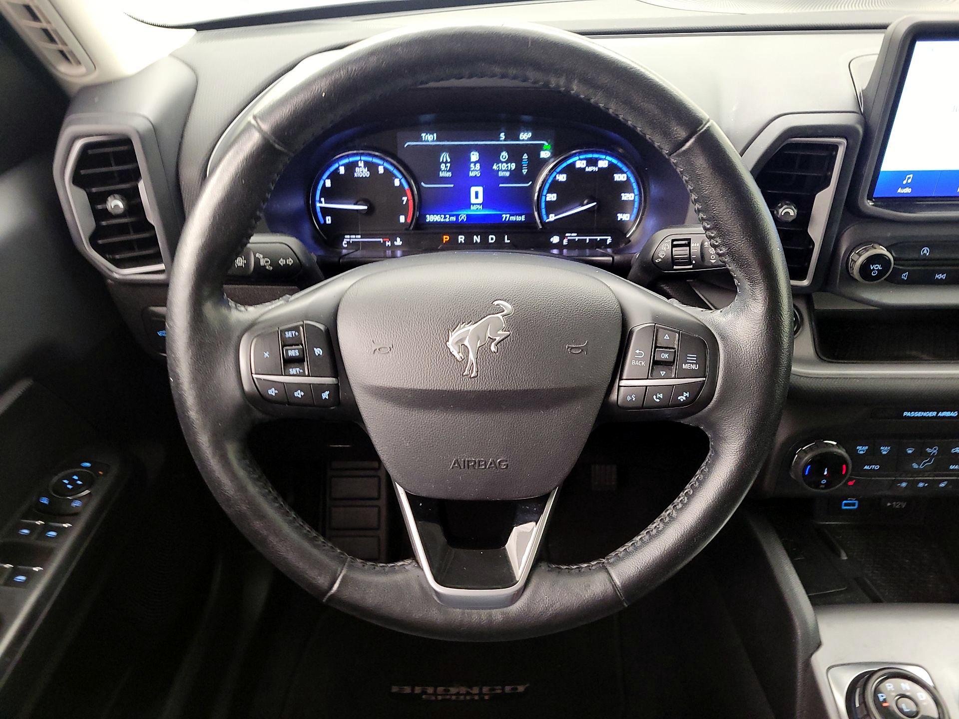 Thumbnail: 2022 Ford Bronco Sport - 10