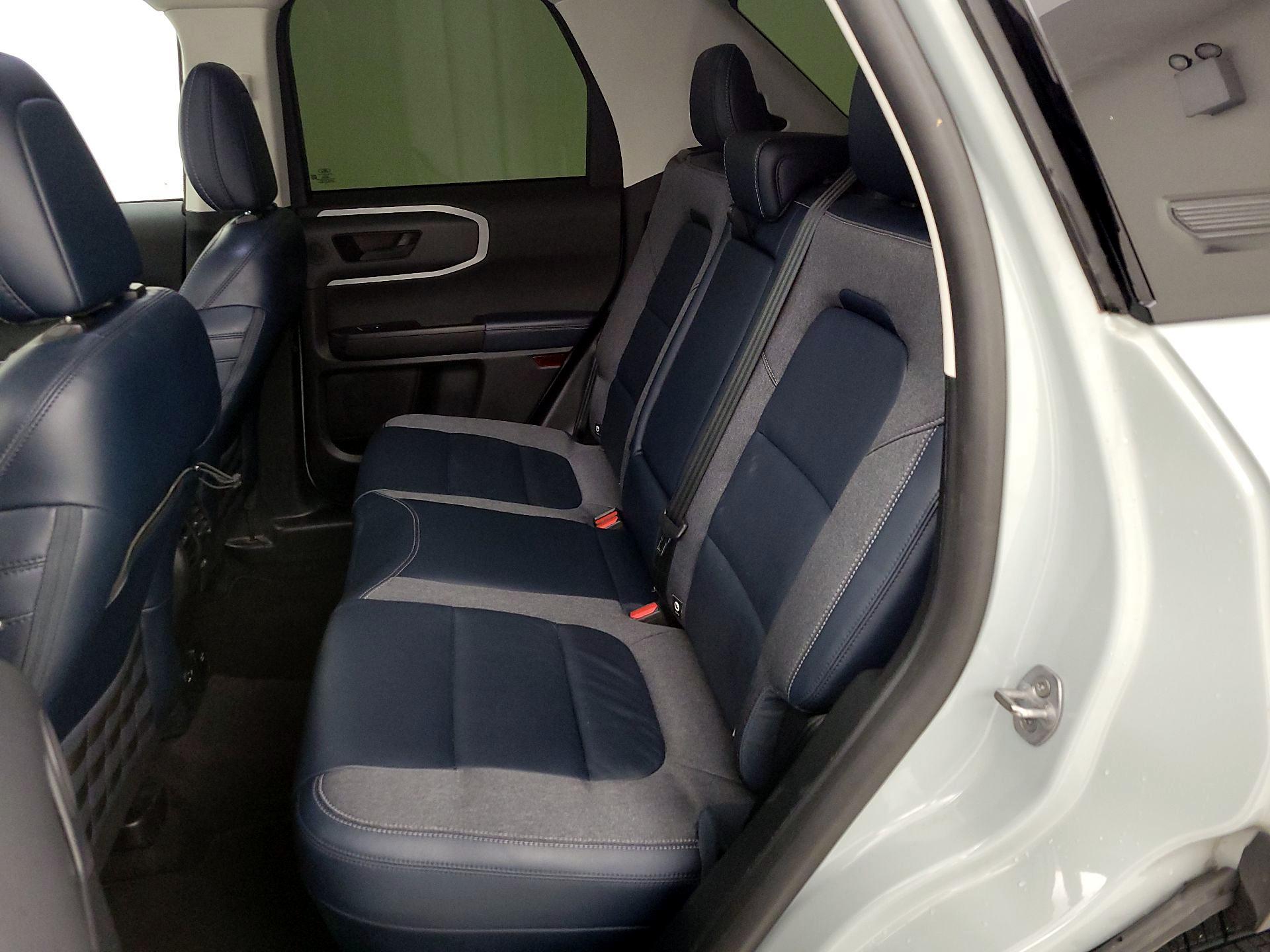 Thumbnail: 2022 Ford Bronco Sport - 19