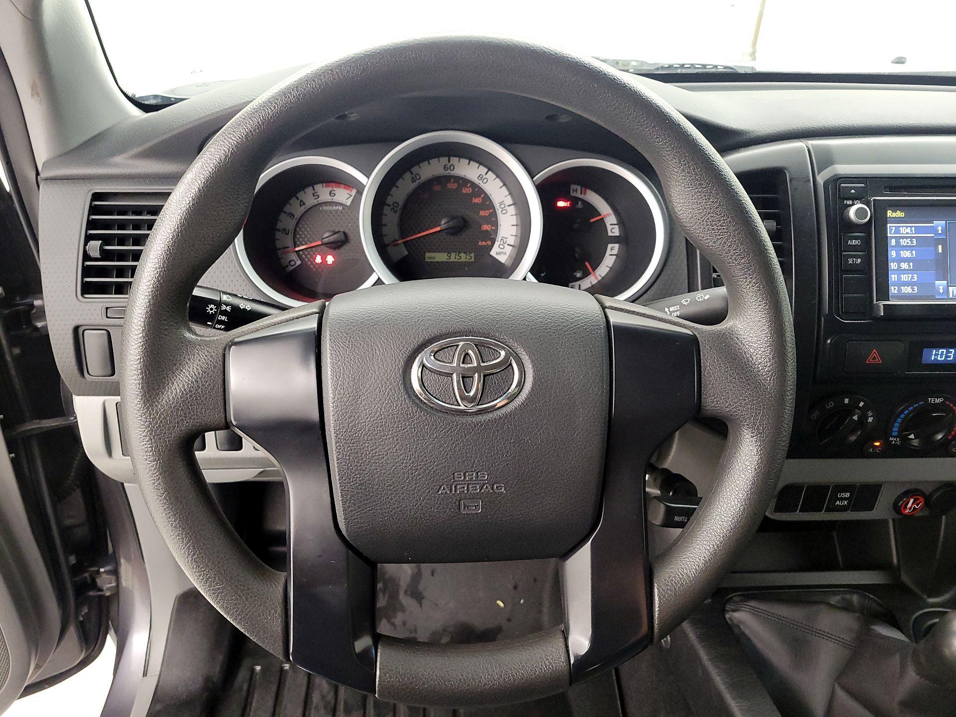 Thumbnail: 2014 Toyota Tacoma - 10