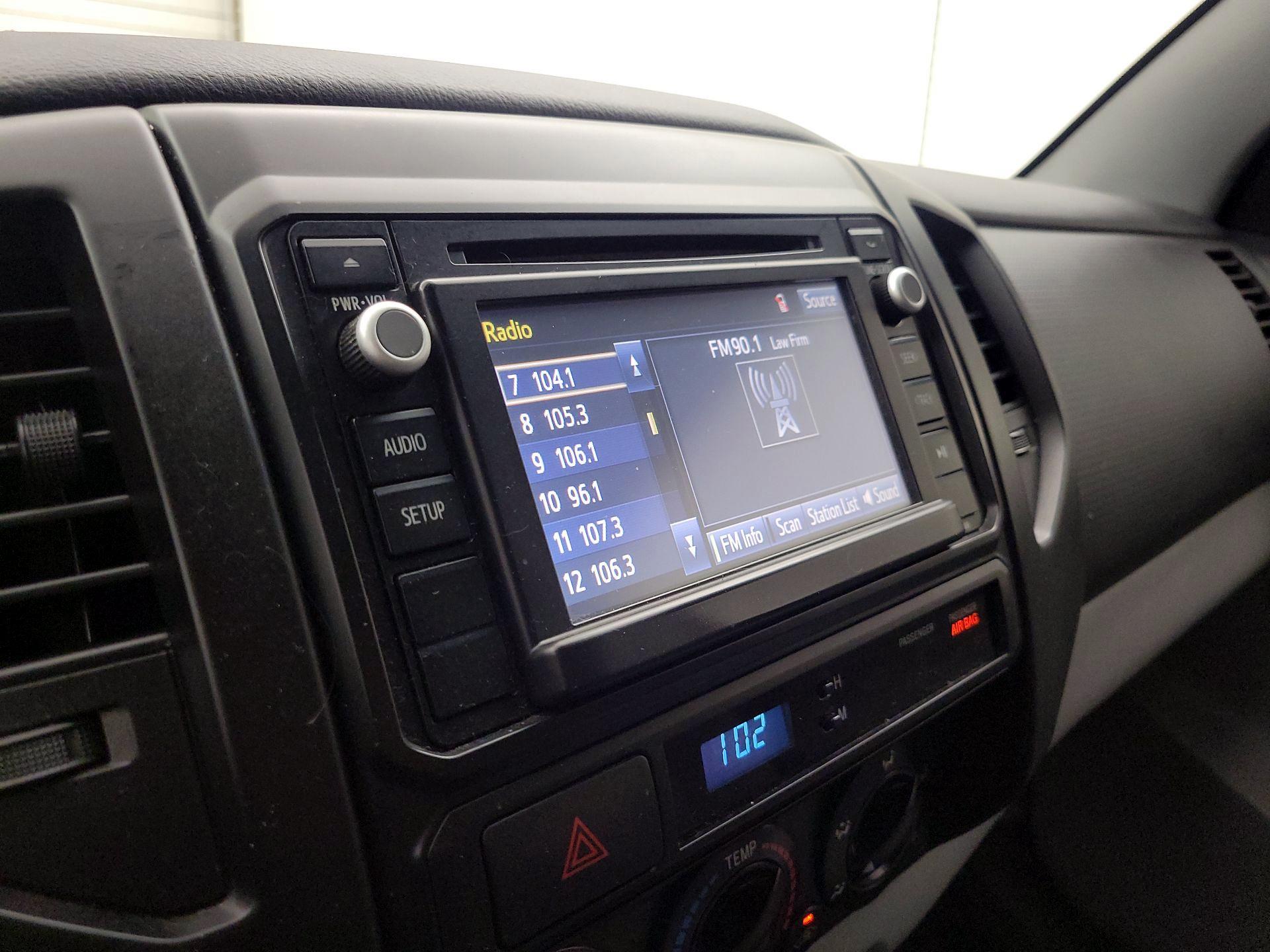 Thumbnail: 2014 Toyota Tacoma - 14