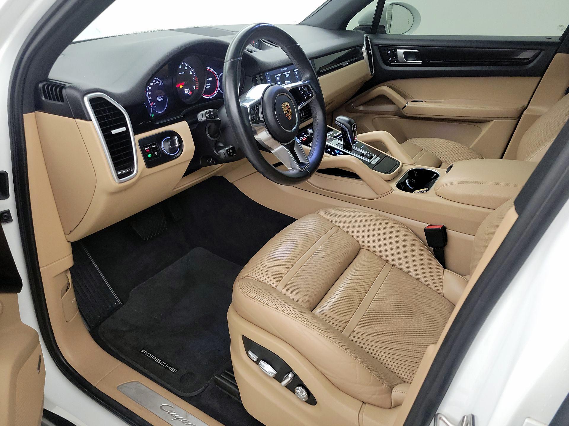Thumbnail: 2019 Porsche Cayenne - 11