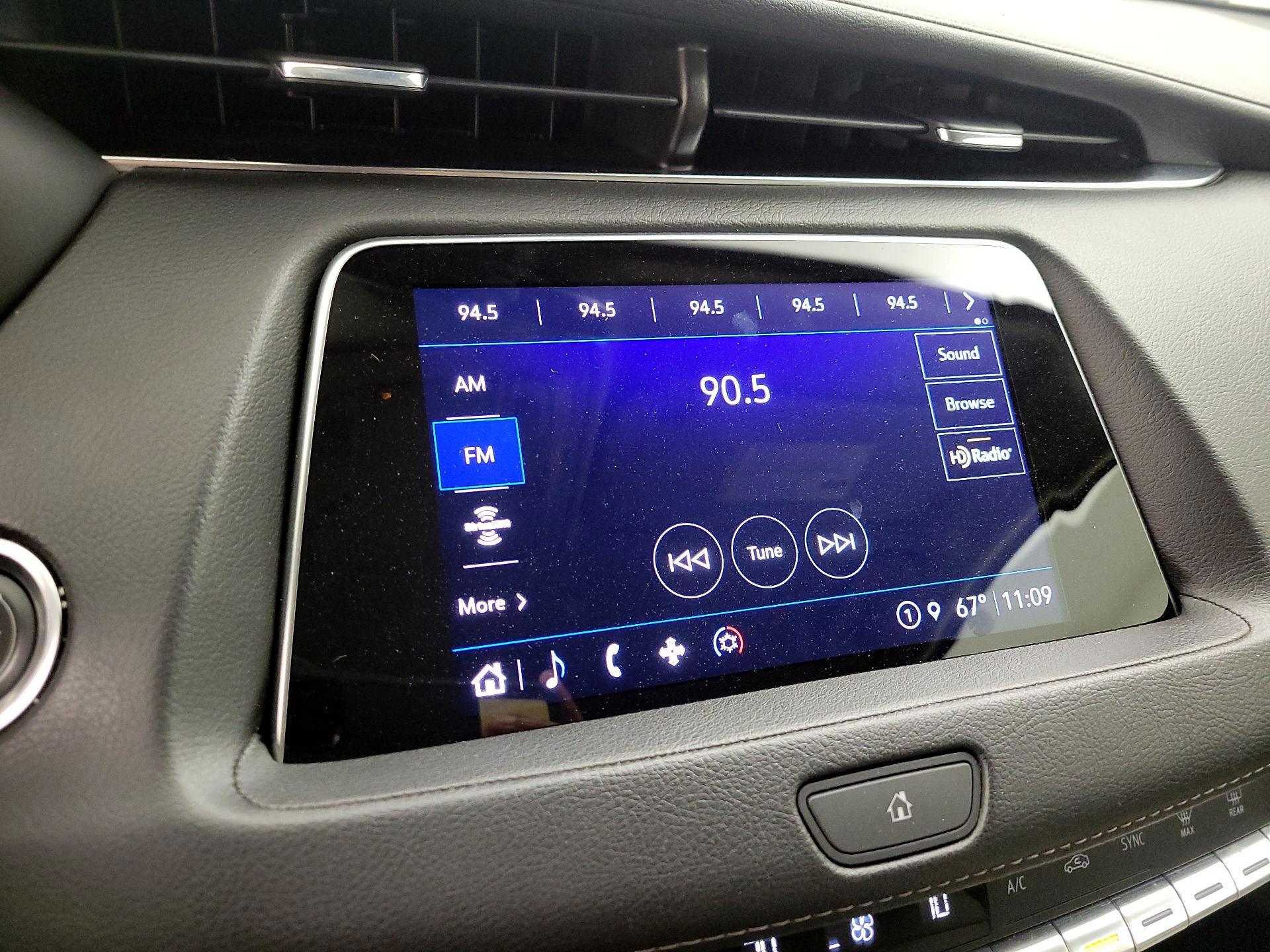 Thumbnail: 2022 Cadillac XT4 - 15