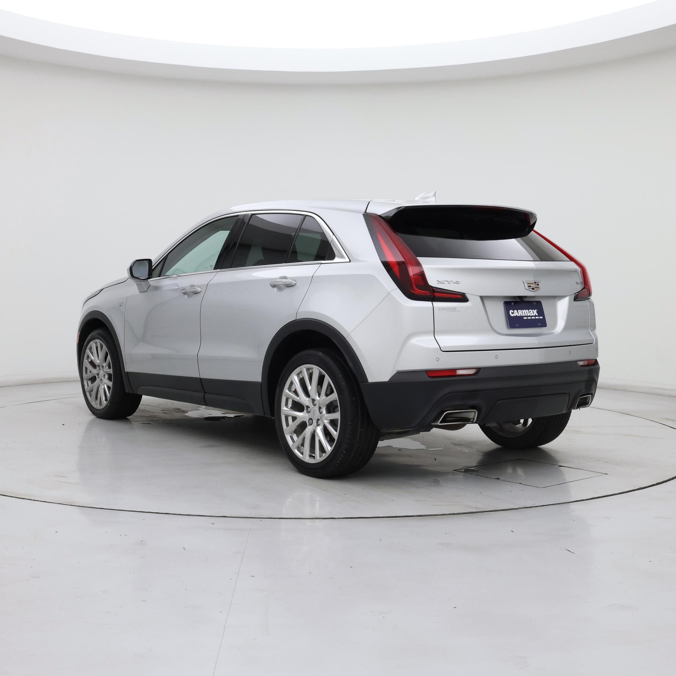 Thumbnail: 2022 Cadillac XT4 - 2