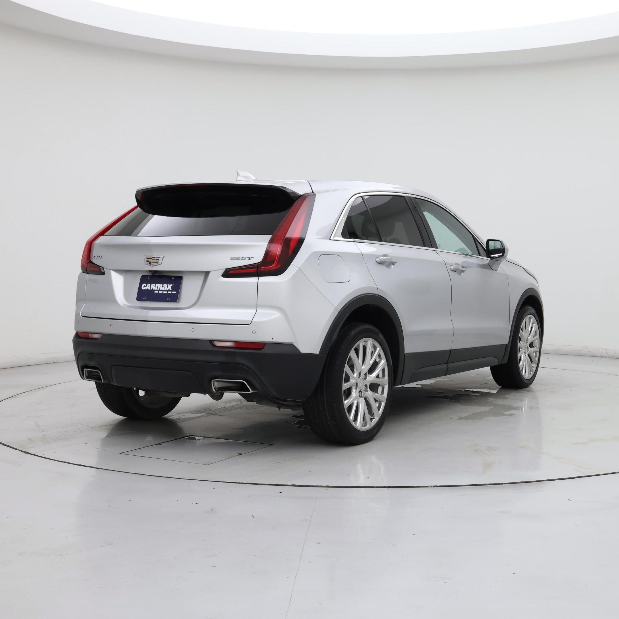 Thumbnail: 2022 Cadillac XT4 - 8
