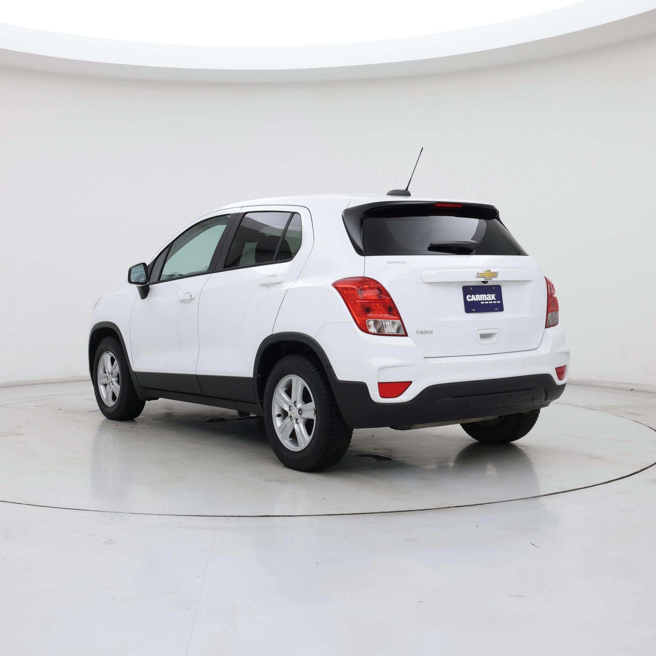 Thumbnail: 2020 Chevrolet Trax - 2