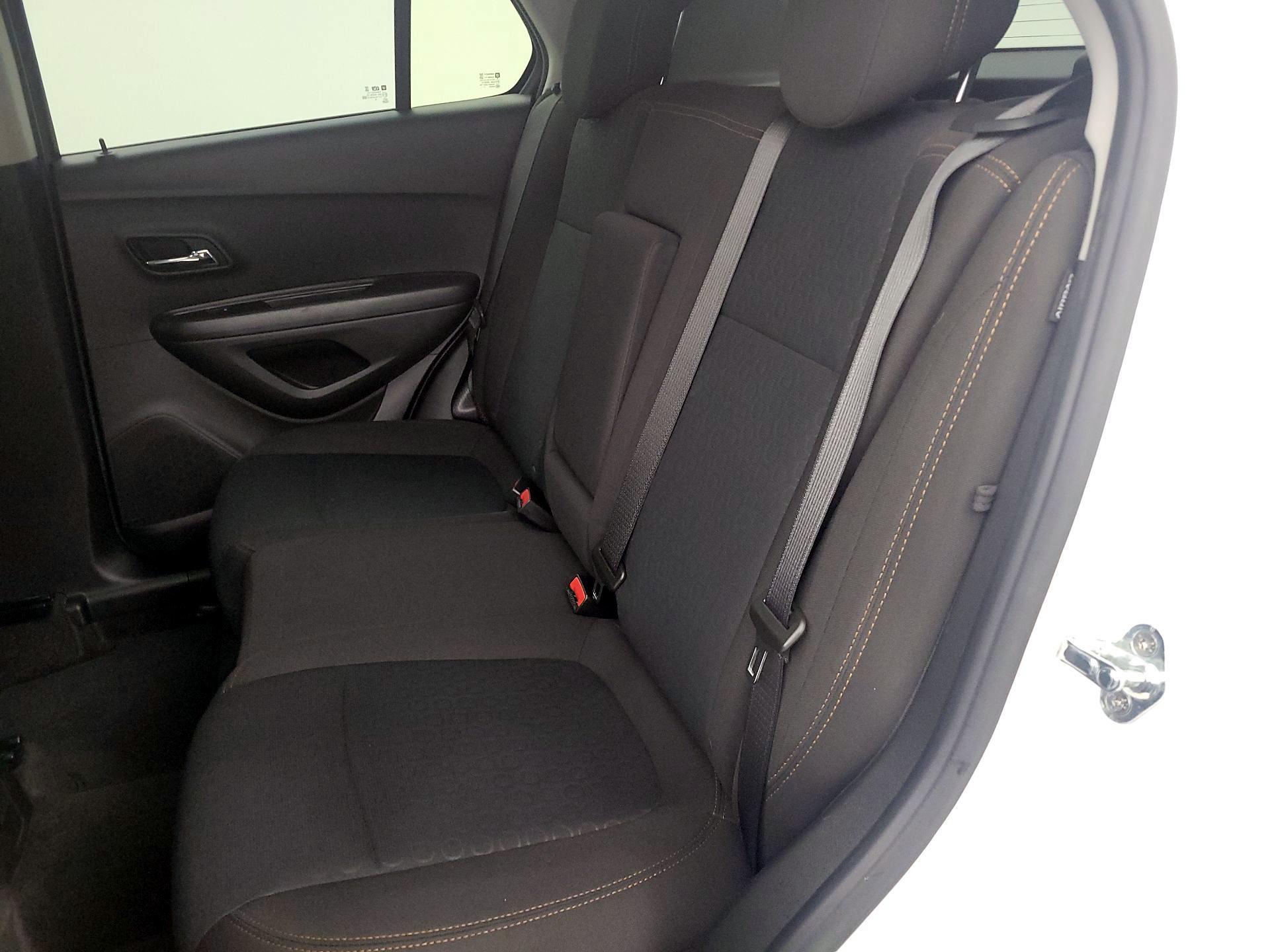 Thumbnail: 2020 Chevrolet Trax - 19