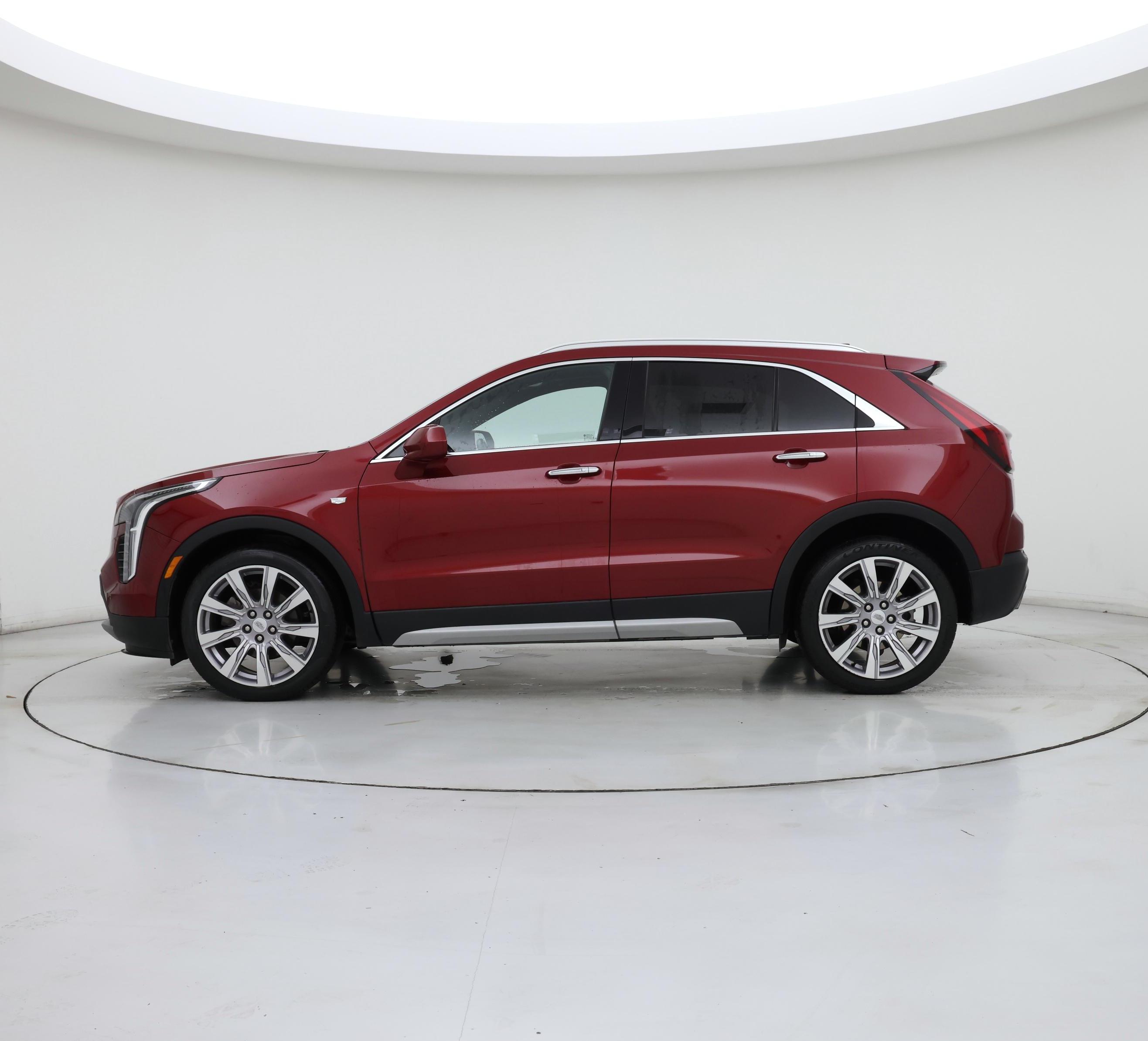 Thumbnail: 2019 Cadillac XT4 - 3