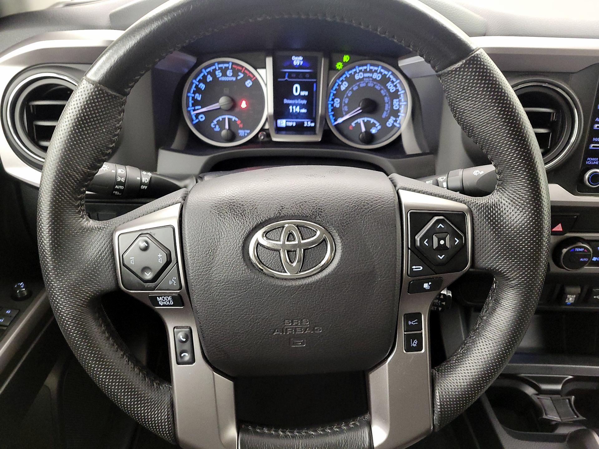 Thumbnail: 2021 Toyota Tacoma - 10