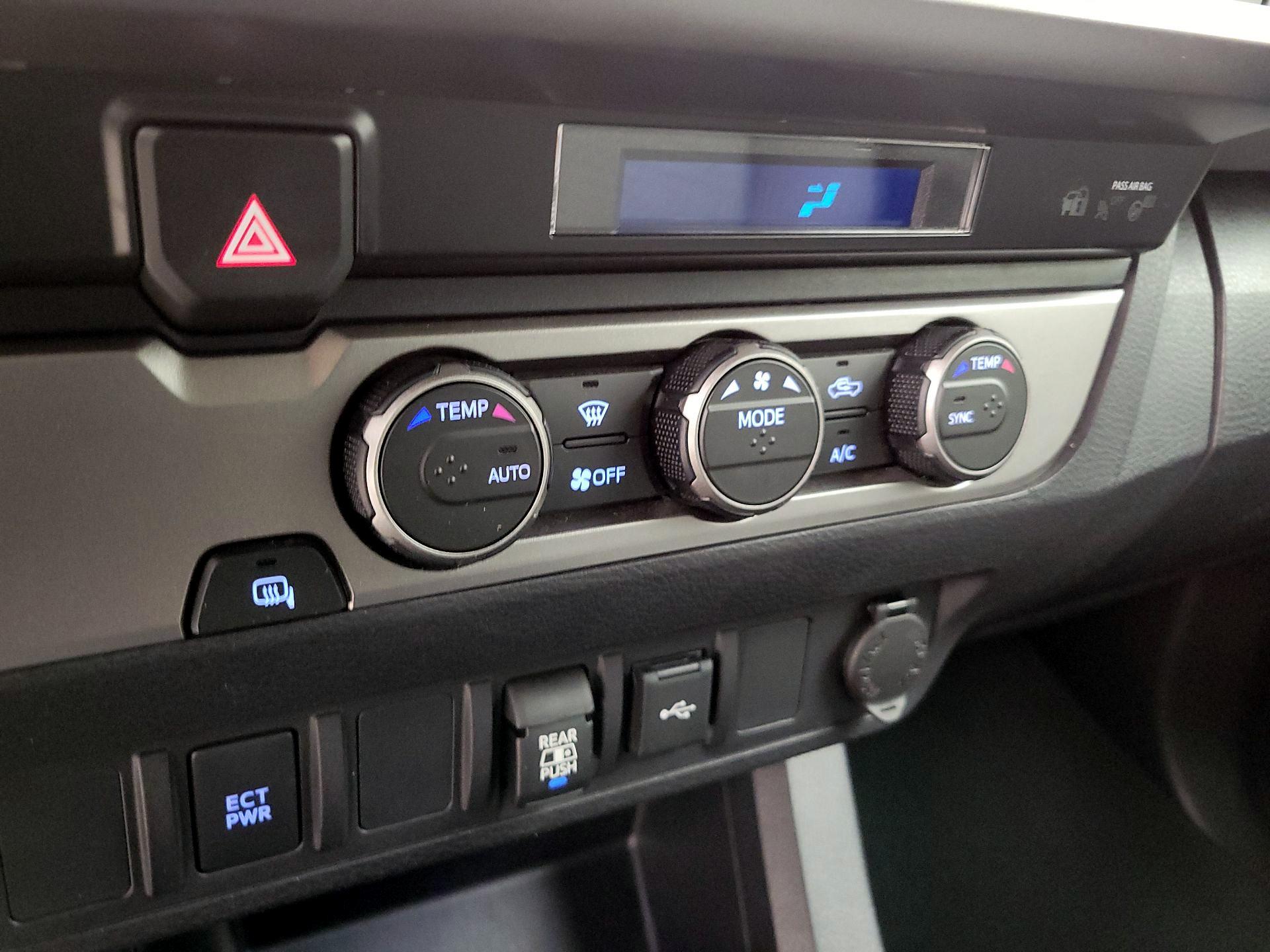 Thumbnail: 2021 Toyota Tacoma - 16