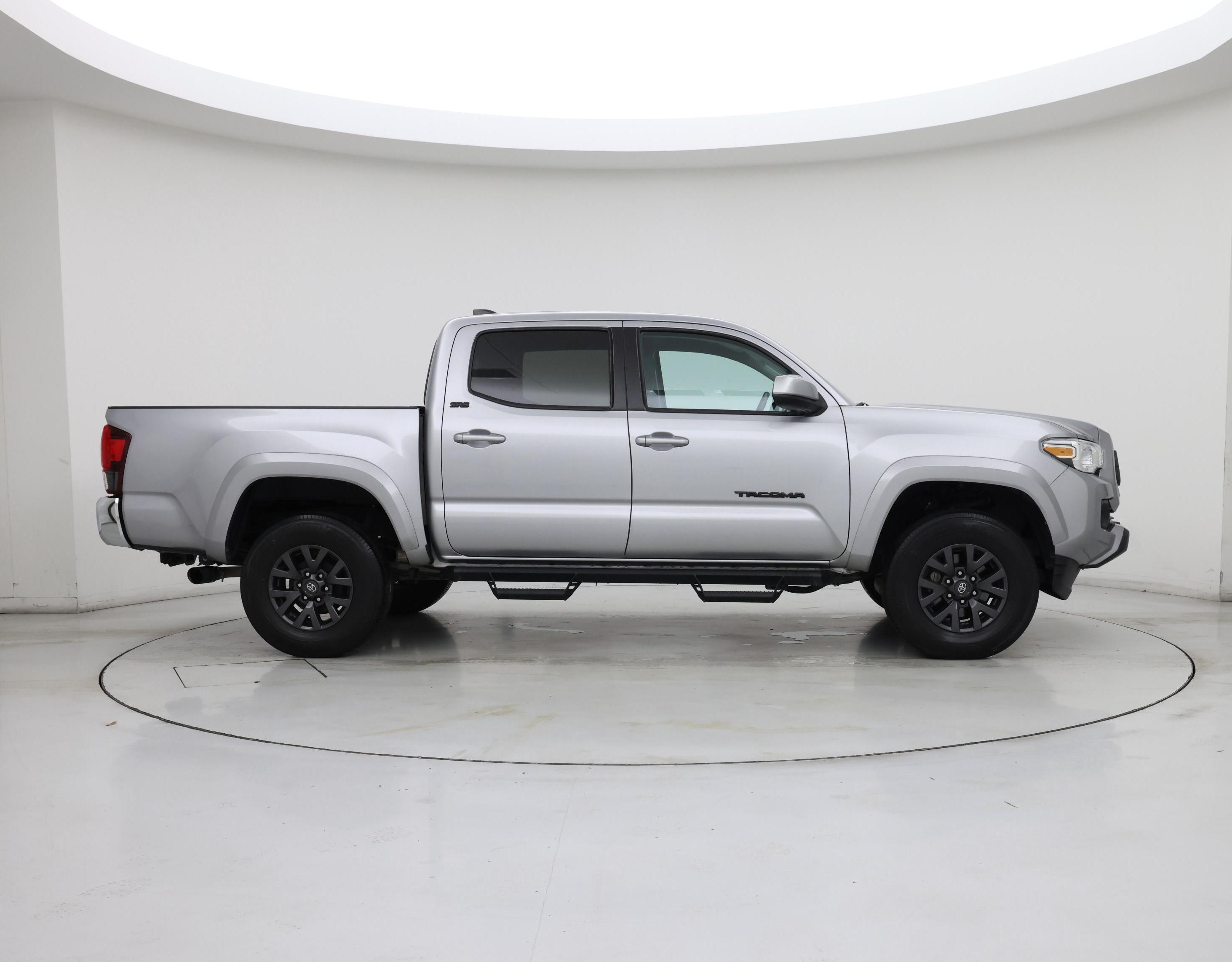 Thumbnail: 2021 Toyota Tacoma - 7