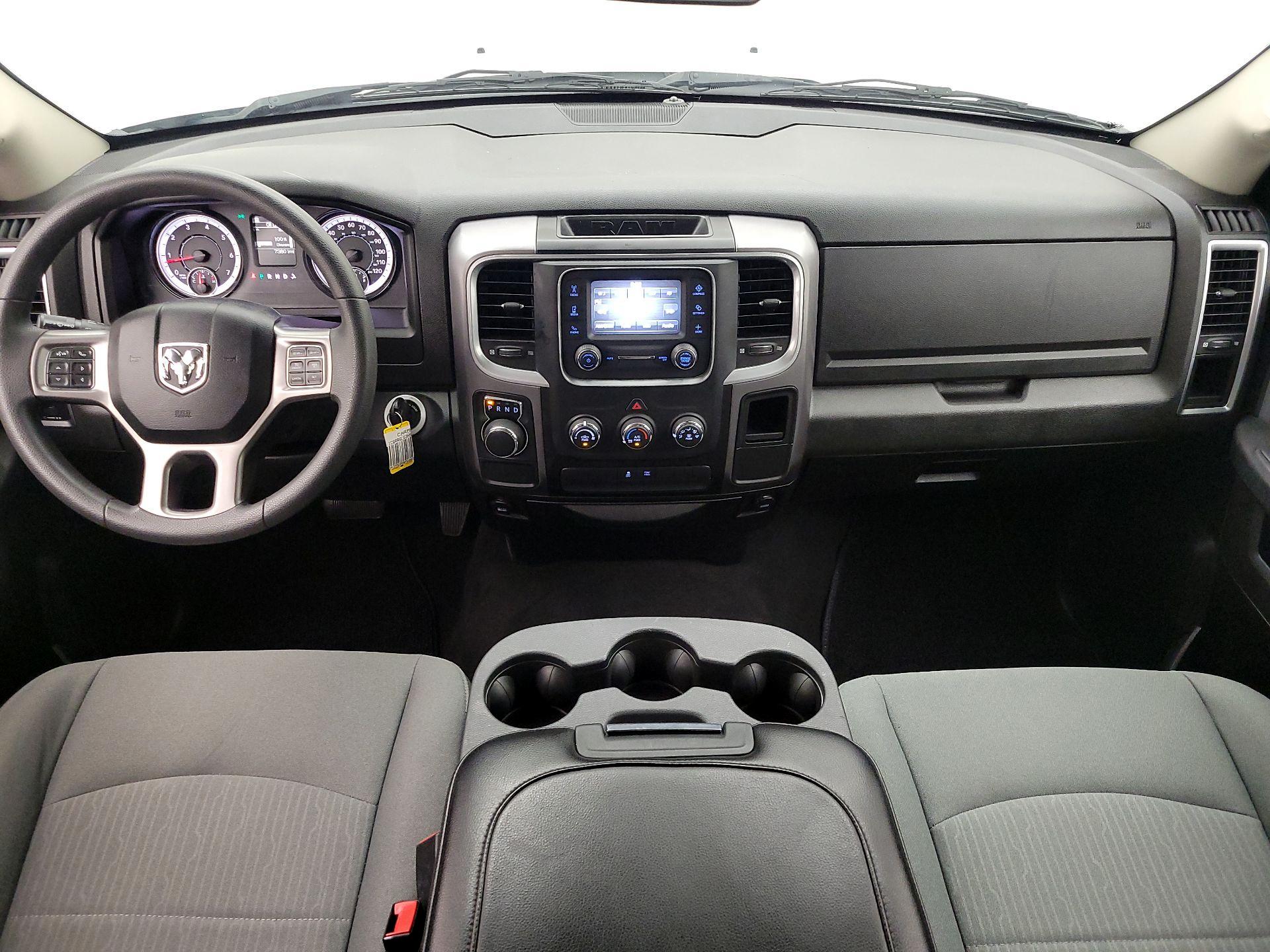 Thumbnail: 2022 RAM 1500 Classic - 9