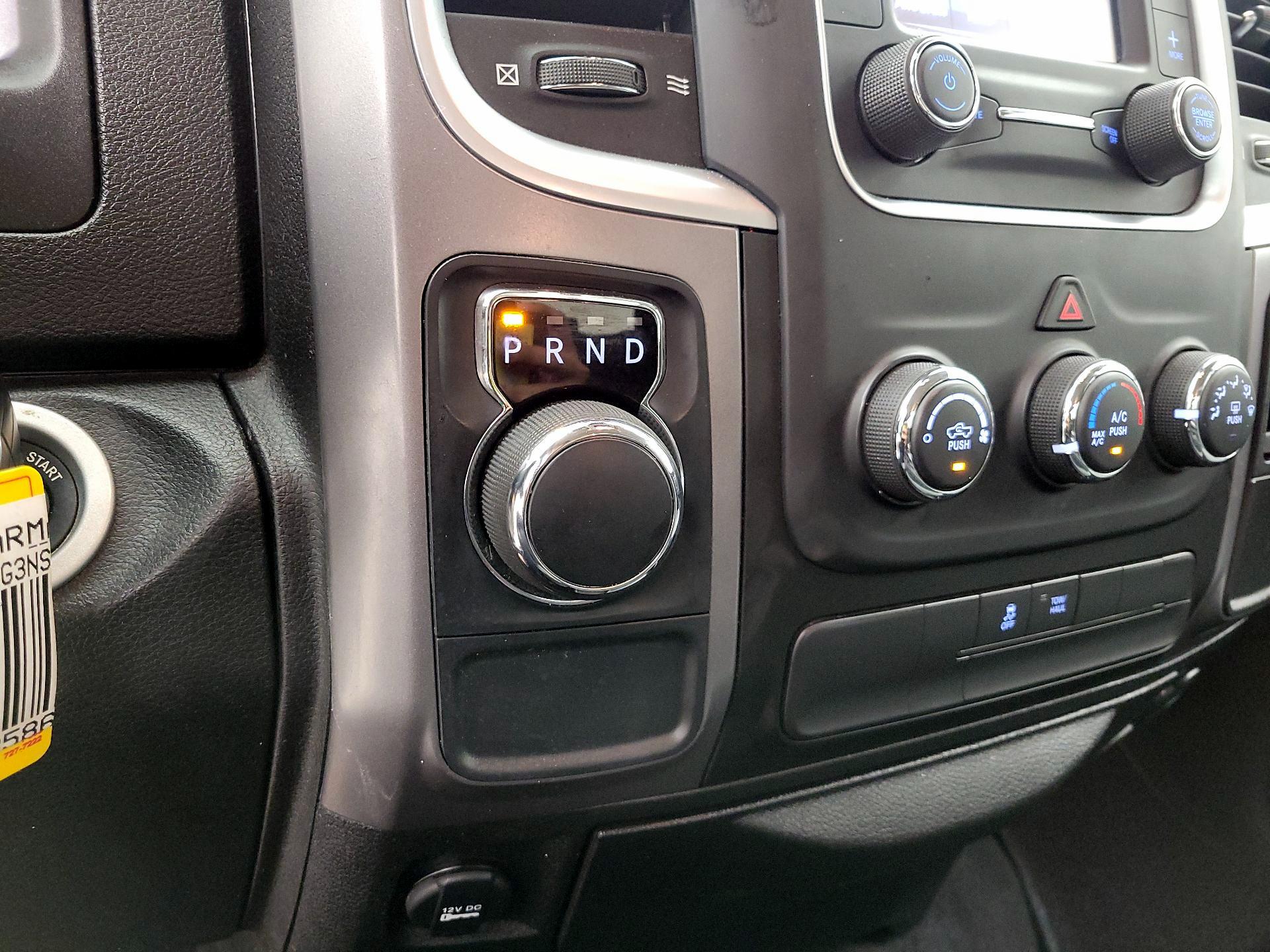 Thumbnail: 2022 RAM 1500 Classic - 17