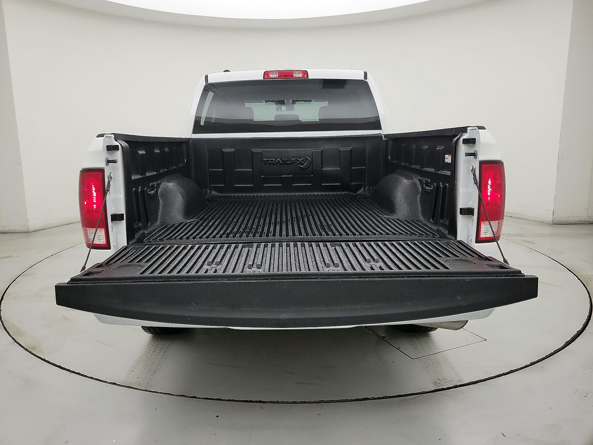 Thumbnail: 2022 RAM 1500 Classic - 20