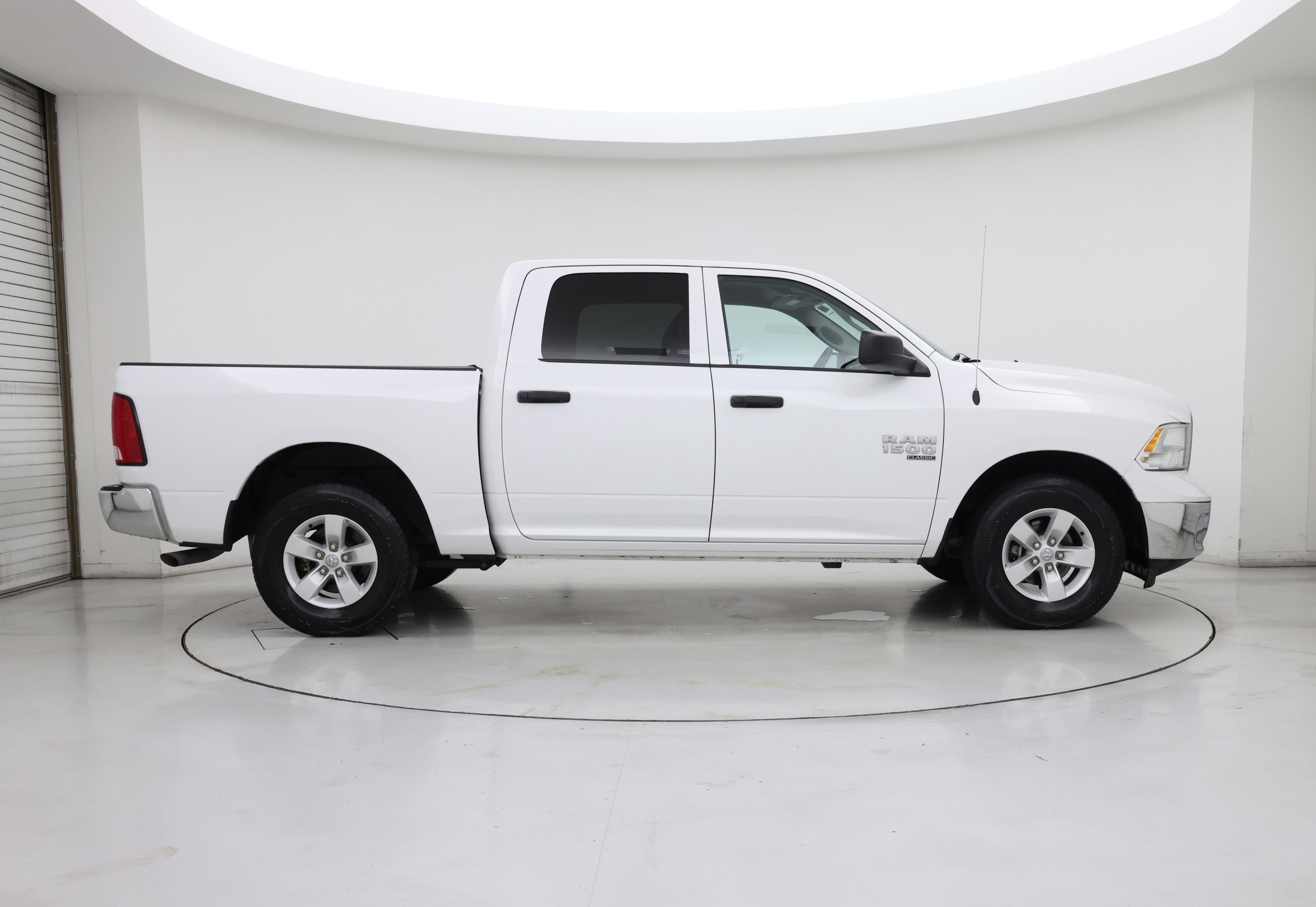 Thumbnail: 2022 RAM 1500 Classic - 7