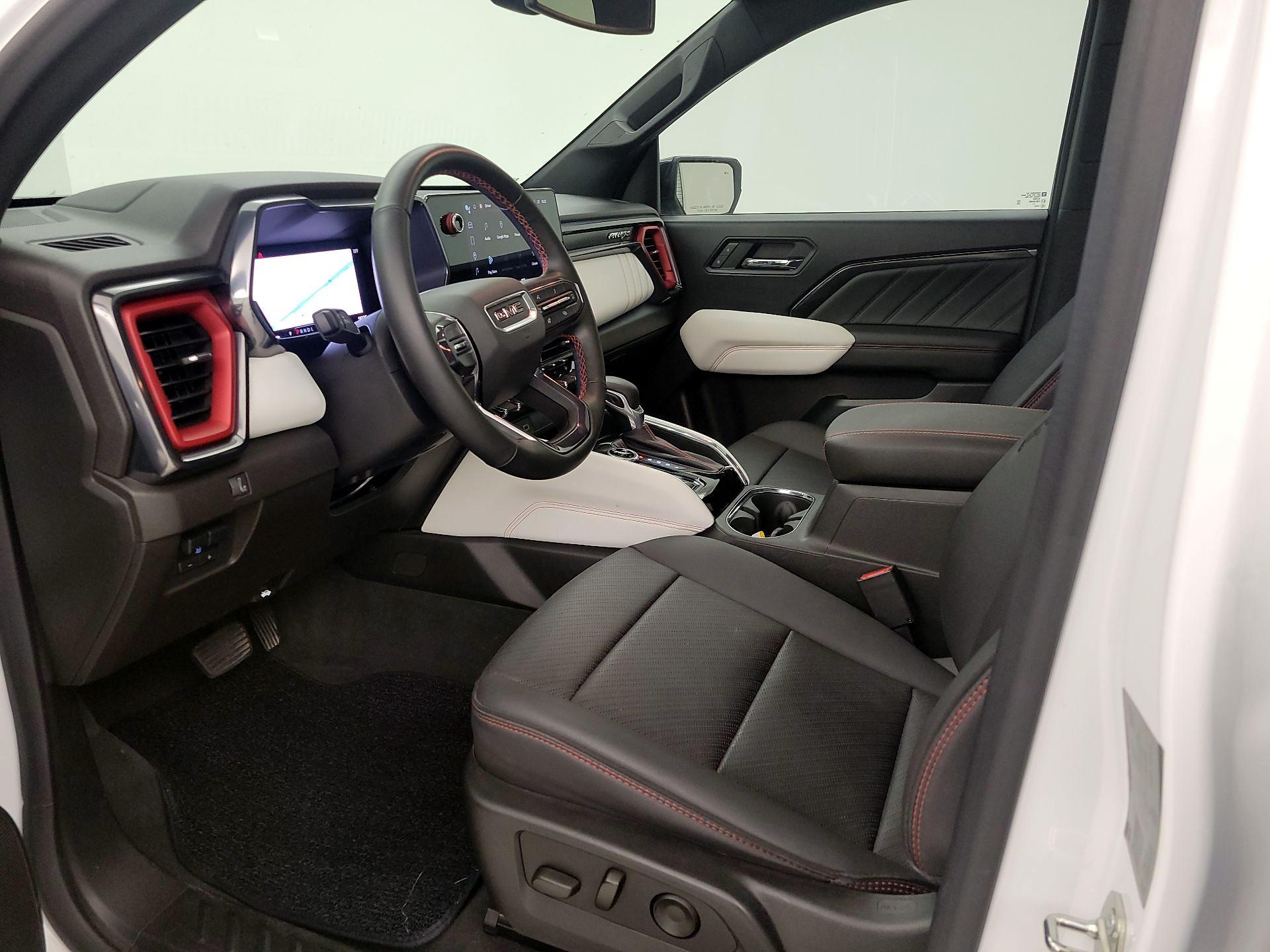 Thumbnail: 2023 GMC Canyon - 11