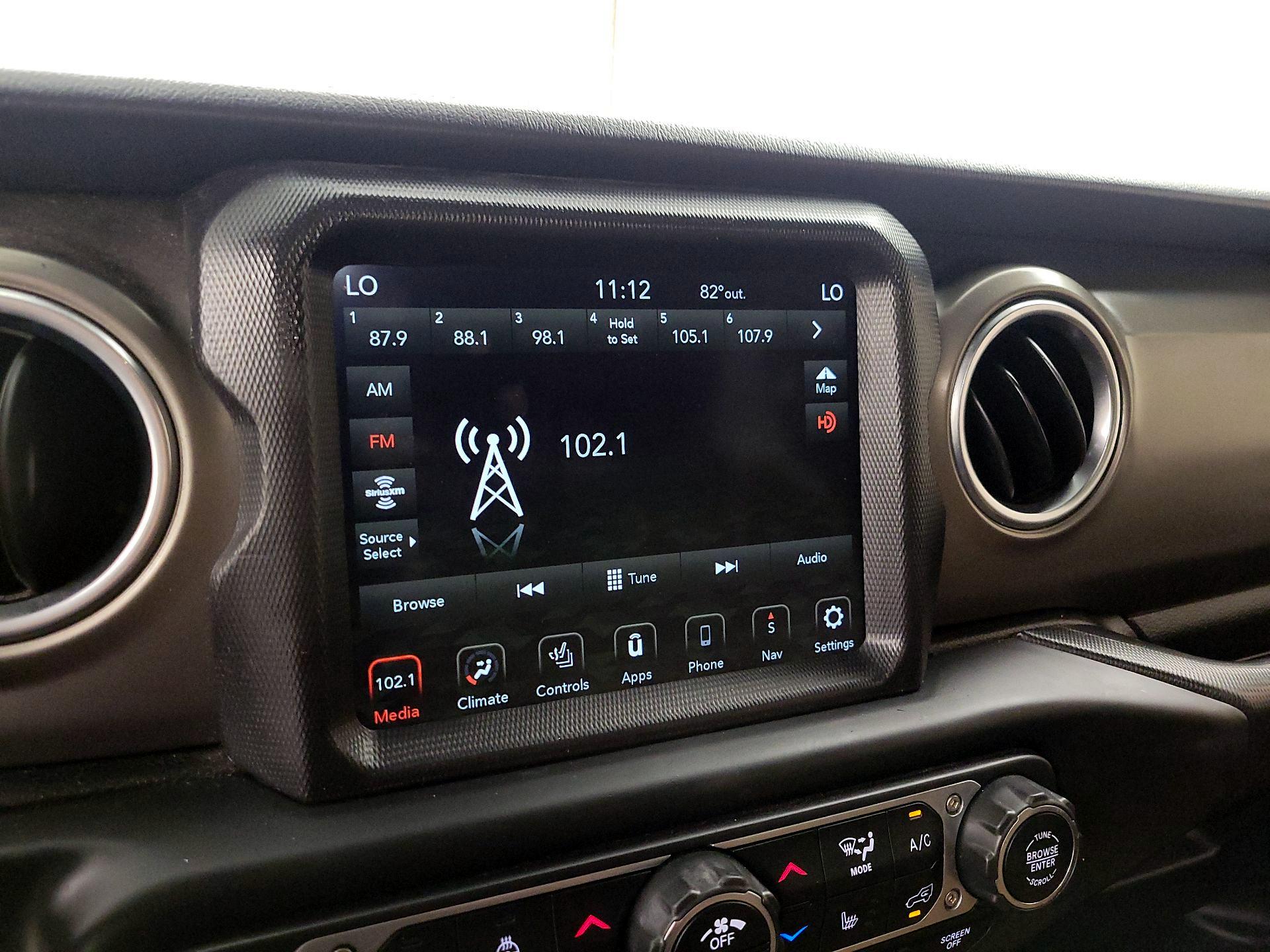 Thumbnail: 2020 Jeep Wrangler - 16