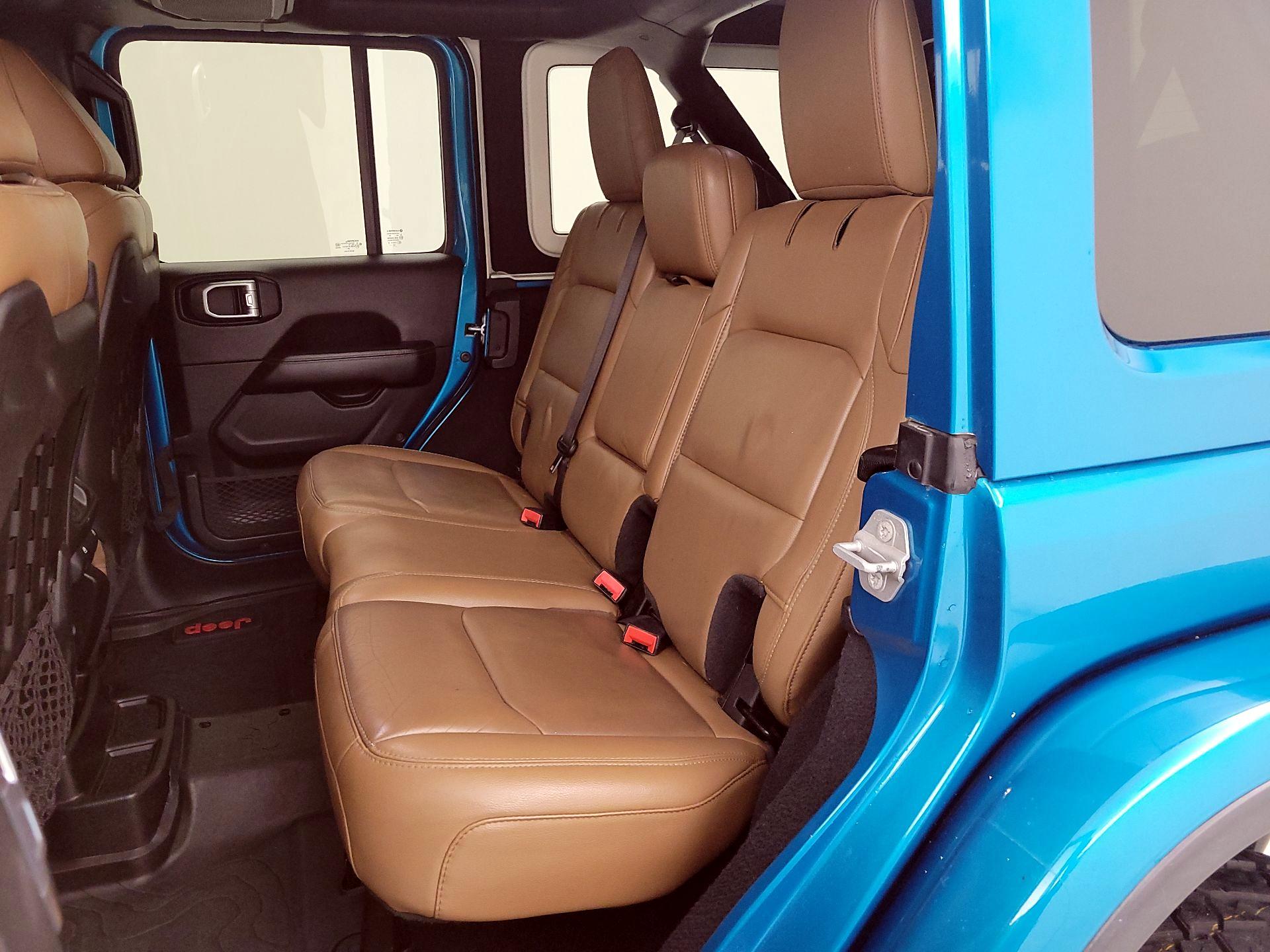 Thumbnail: 2020 Jeep Wrangler - 20