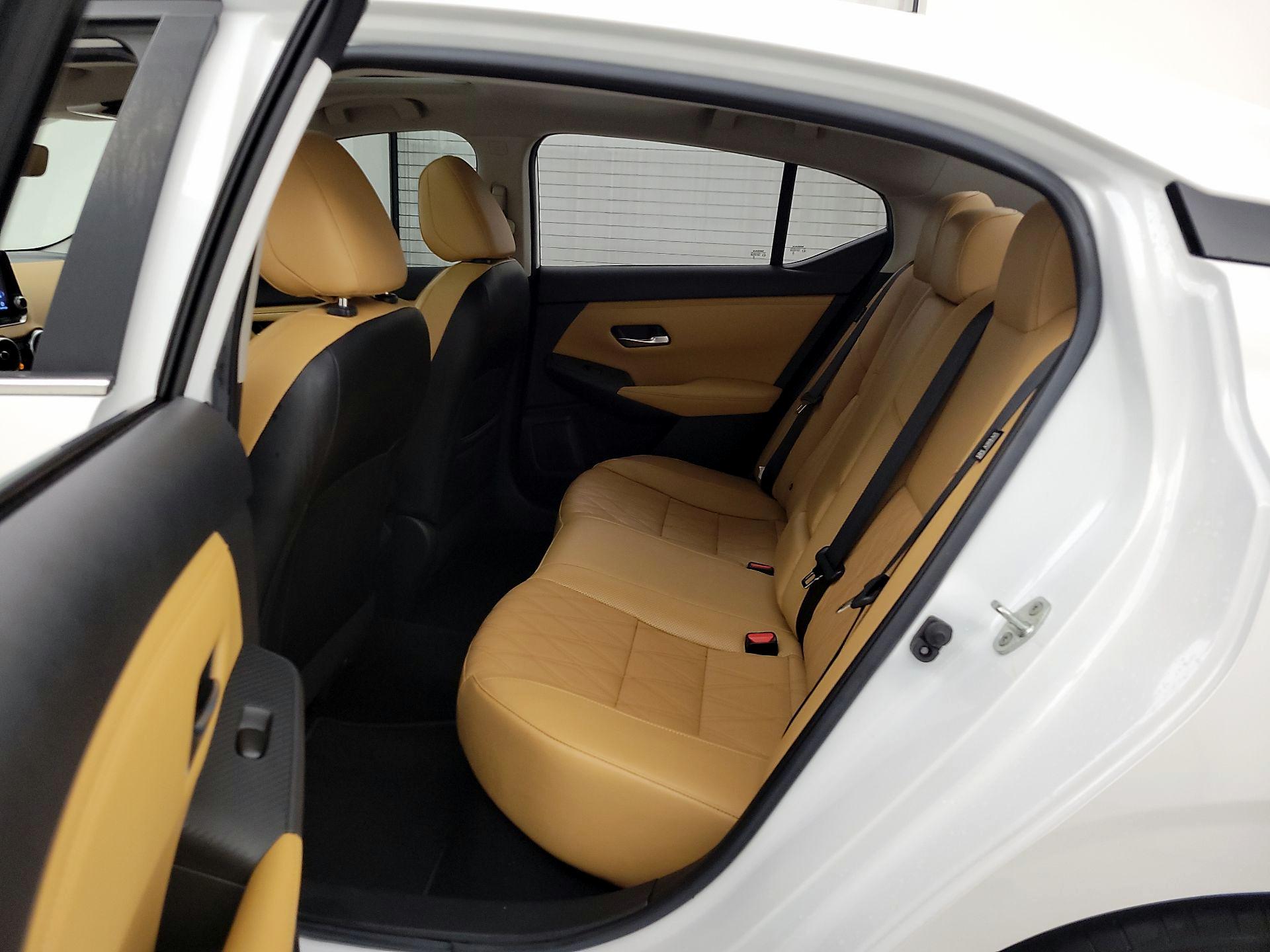 Thumbnail: 2022 Nissan Sentra - 20