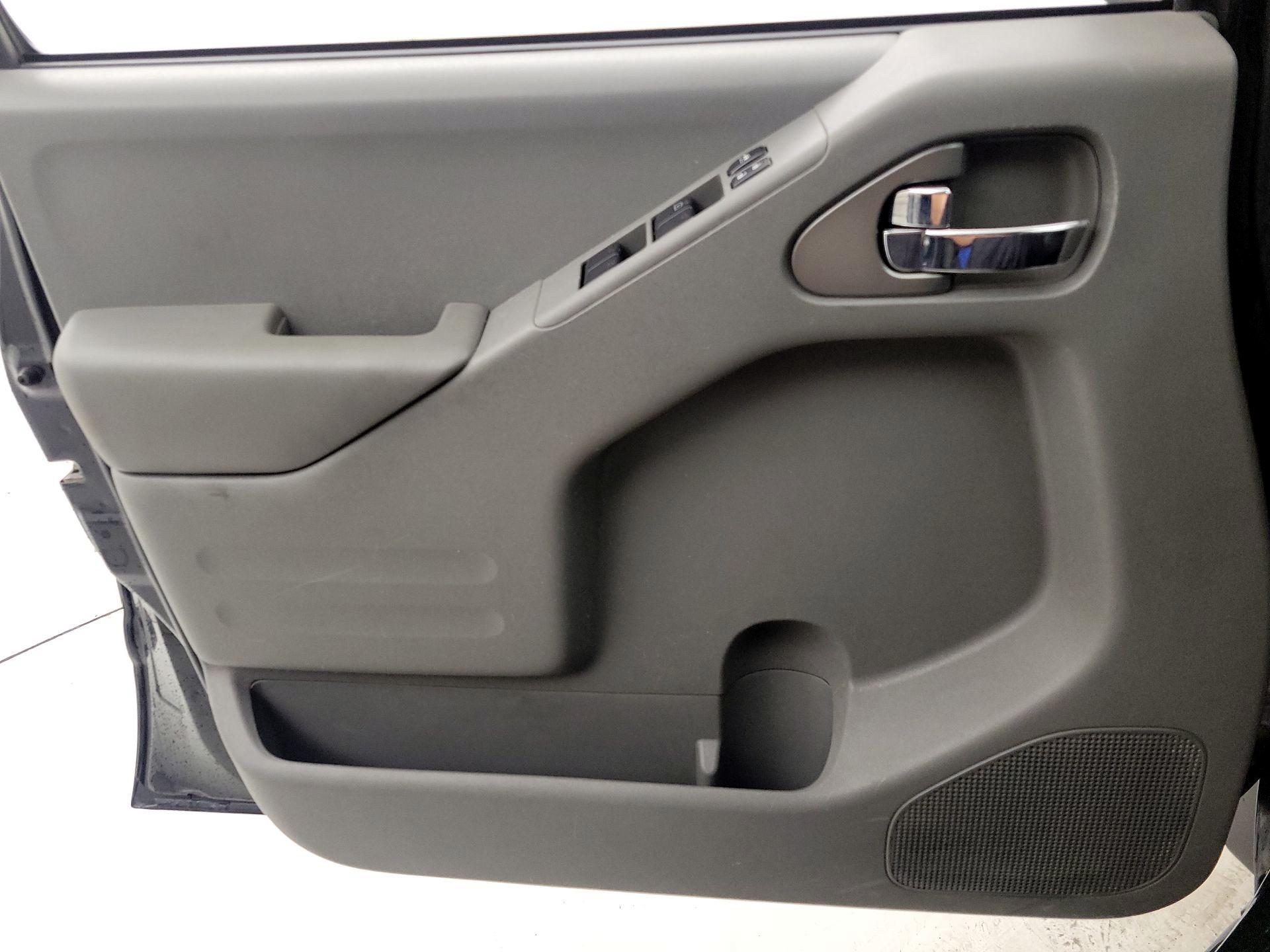 Thumbnail: 2021 Nissan Frontier - 12