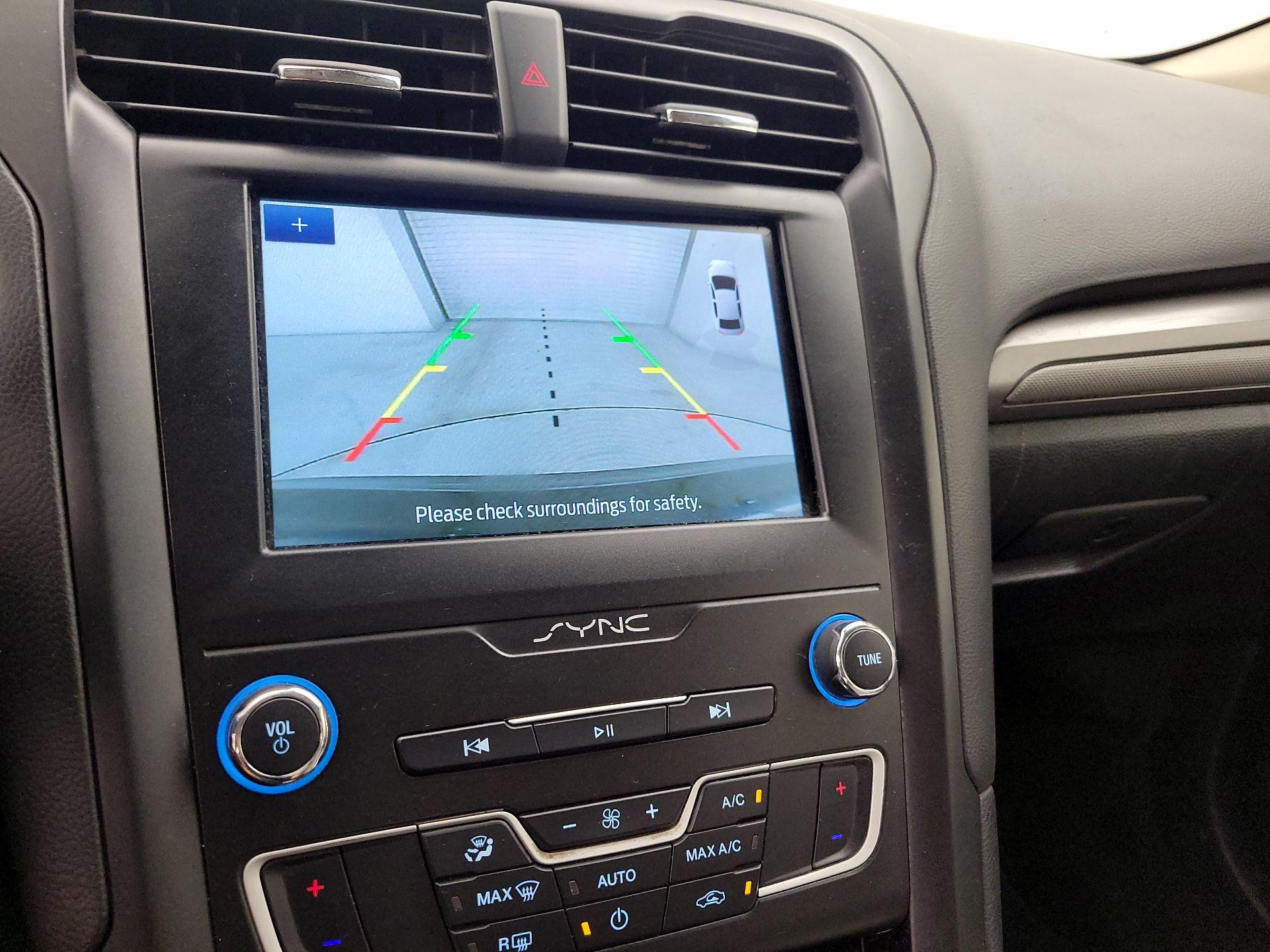 Thumbnail: 2020 Ford Fusion - 14