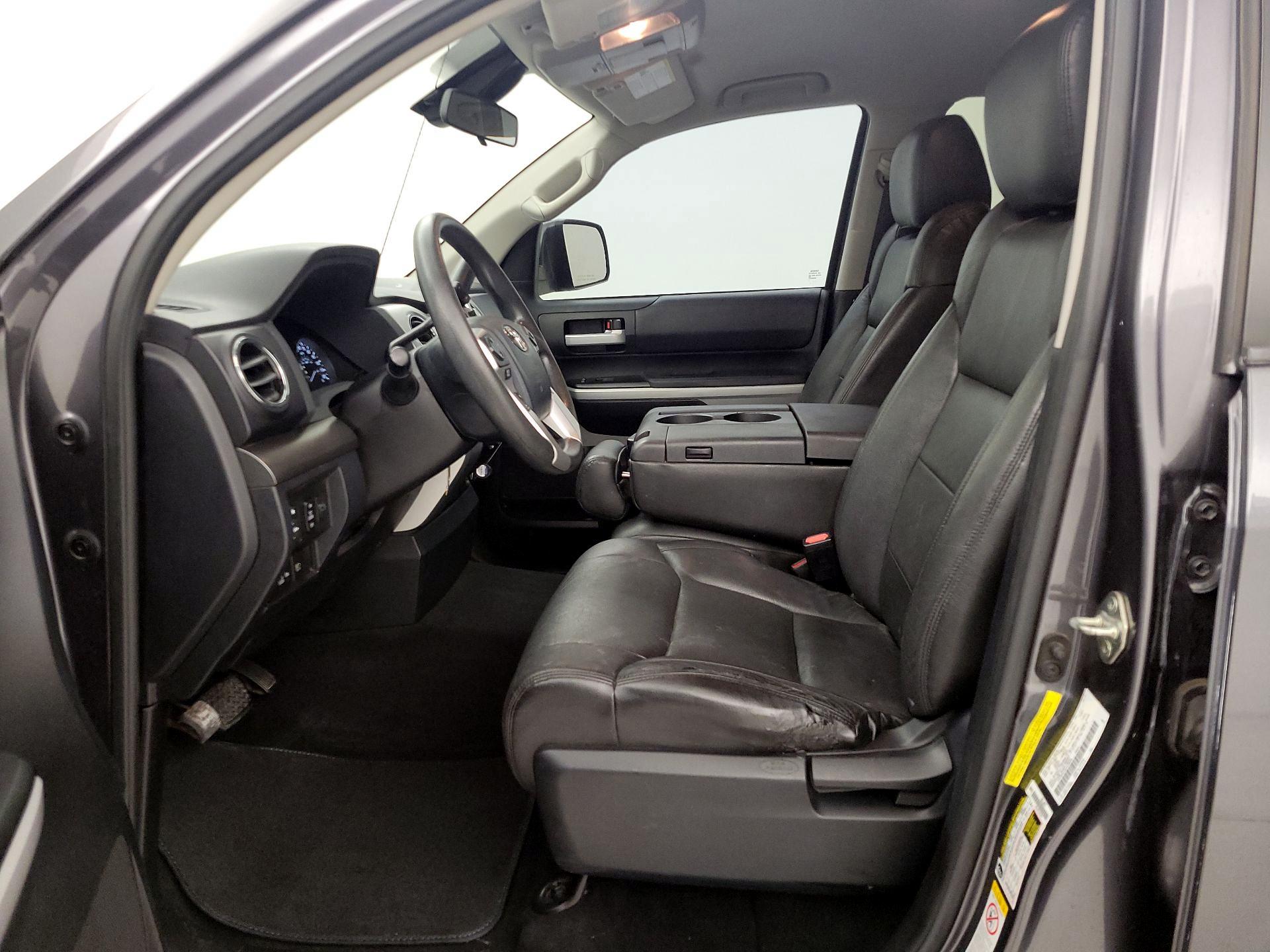 Thumbnail: 2018 Toyota Tundra - 11