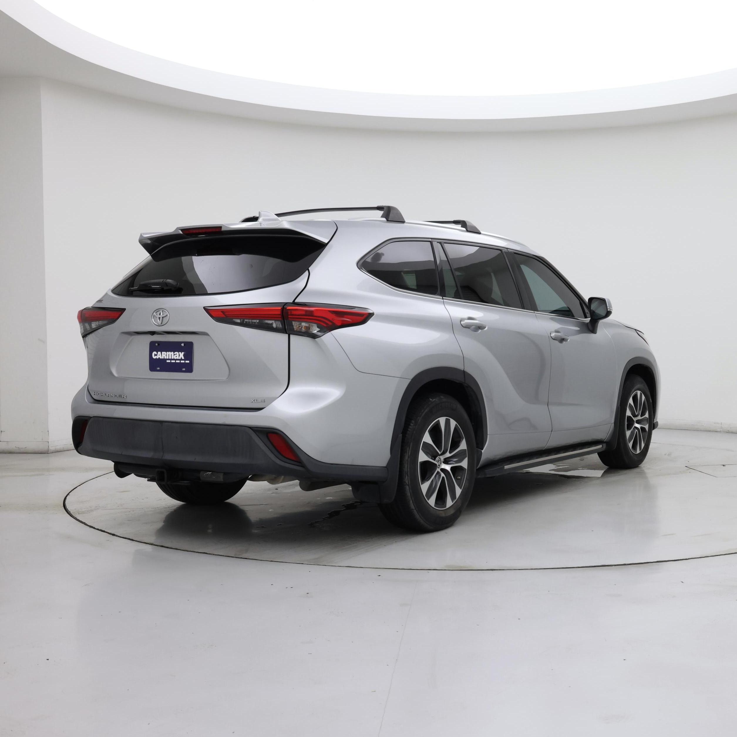 Thumbnail: 2021 Toyota Highlander - 8